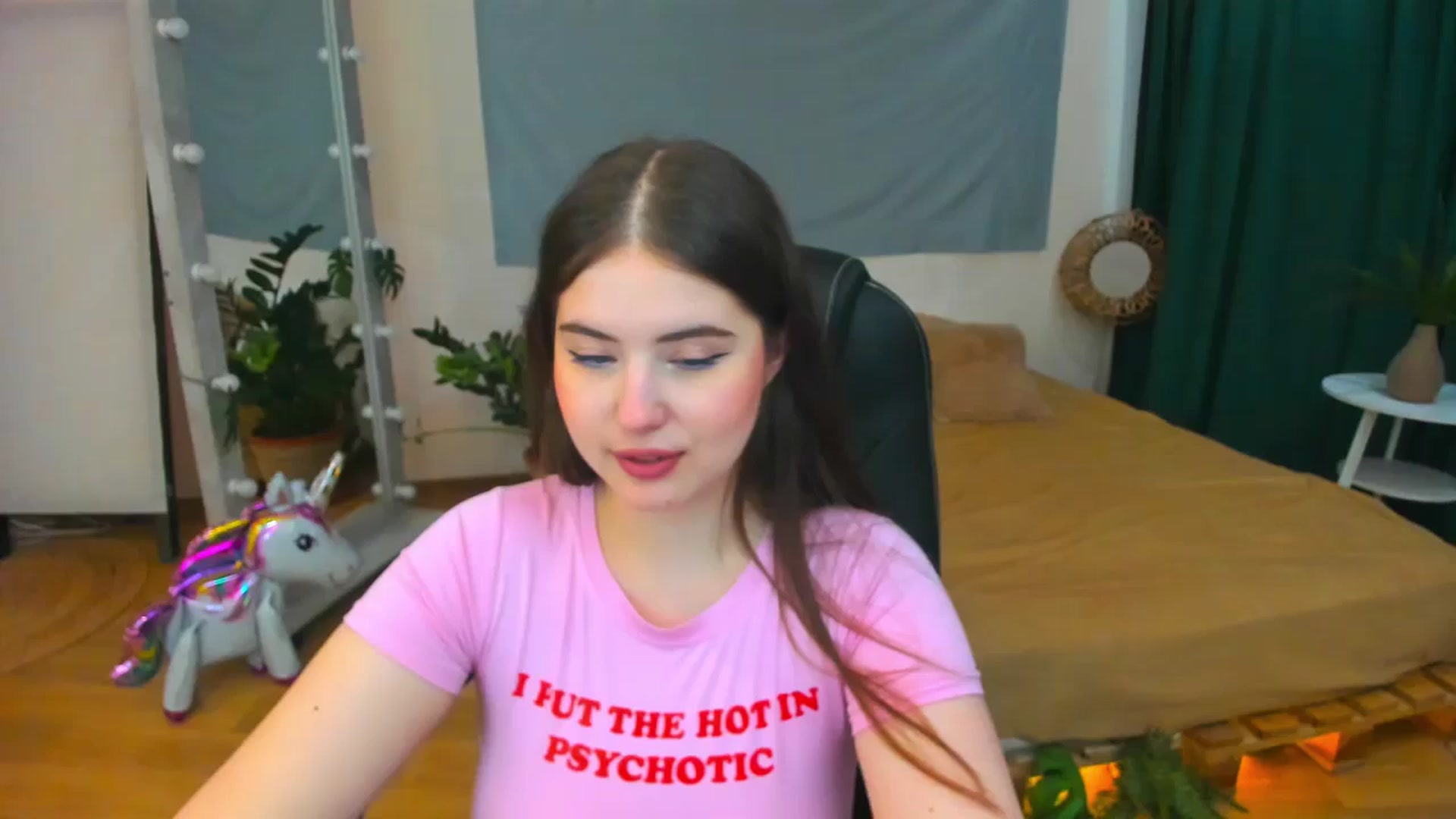 Gallery image thumbnail from AdmireMyEyes's myfreecams stream on, 07/23/2024, 08:50 image 1 of 20