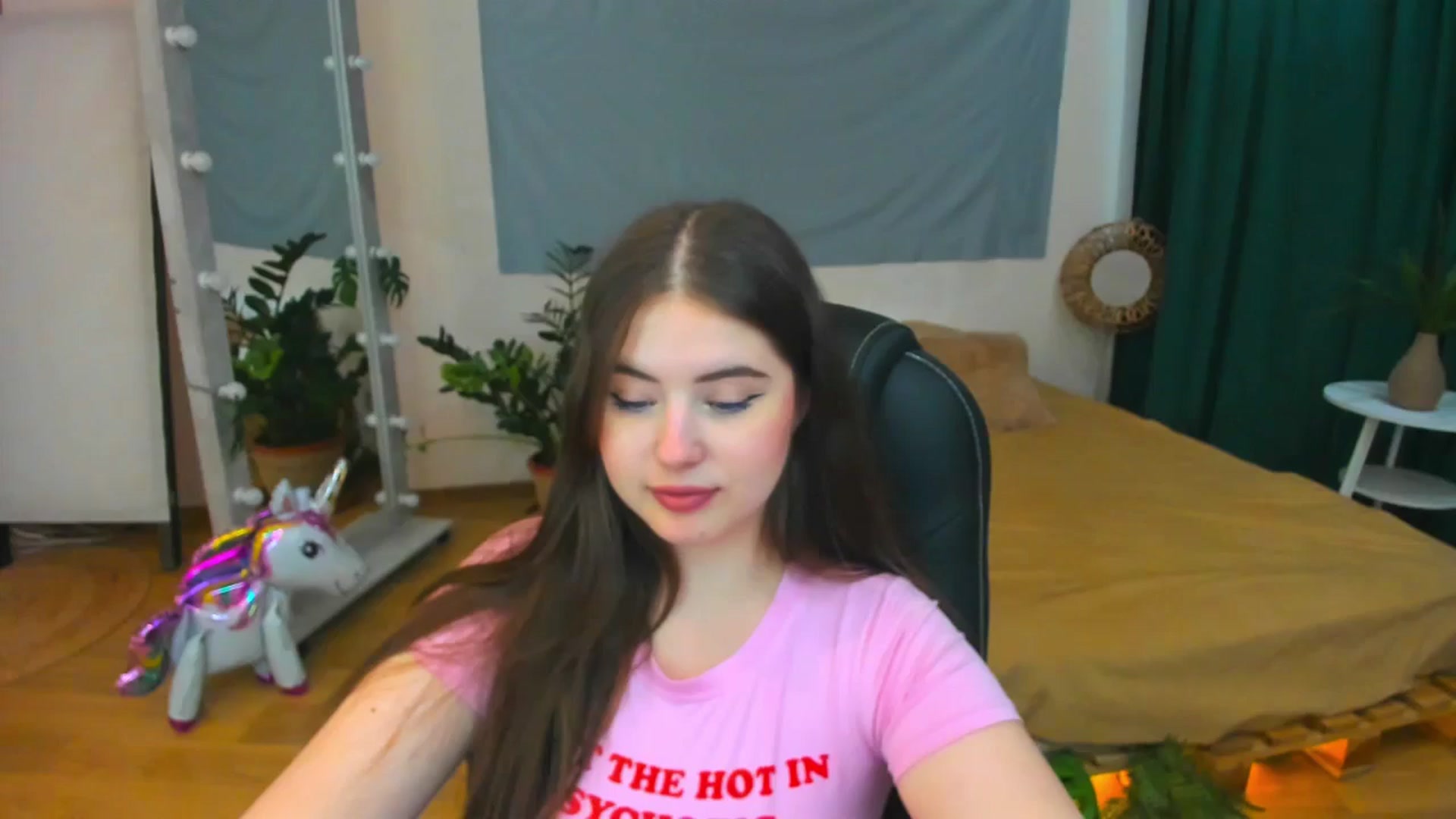 Gallery image thumbnail from AdmireMyEyes's myfreecams stream on, 07/23/2024, 09:46 image 18 of 20