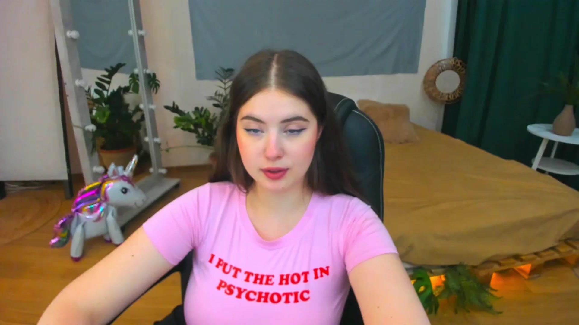 Gallery image thumbnail from AdmireMyEyes's myfreecams stream on, 07/23/2024, 09:46 image 5 of 20