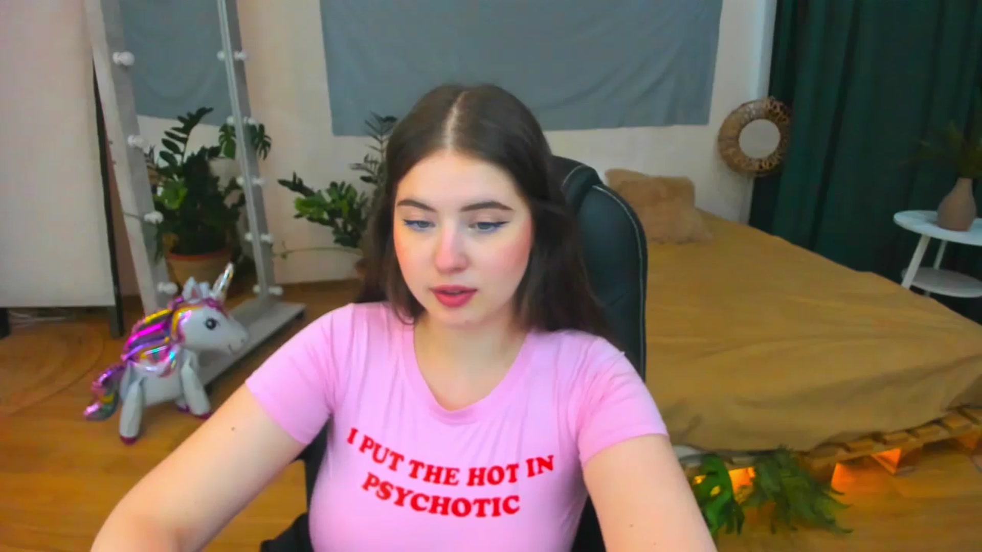 Gallery image thumbnail from AdmireMyEyes's myfreecams stream on, 07/23/2024, 09:46 image 2 of 20