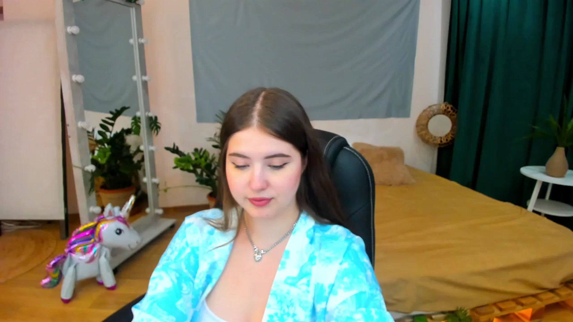Gallery image thumbnail from AdmireMyEyes's myfreecams stream on, 07/24/2024, 07:43 image 1 of 20