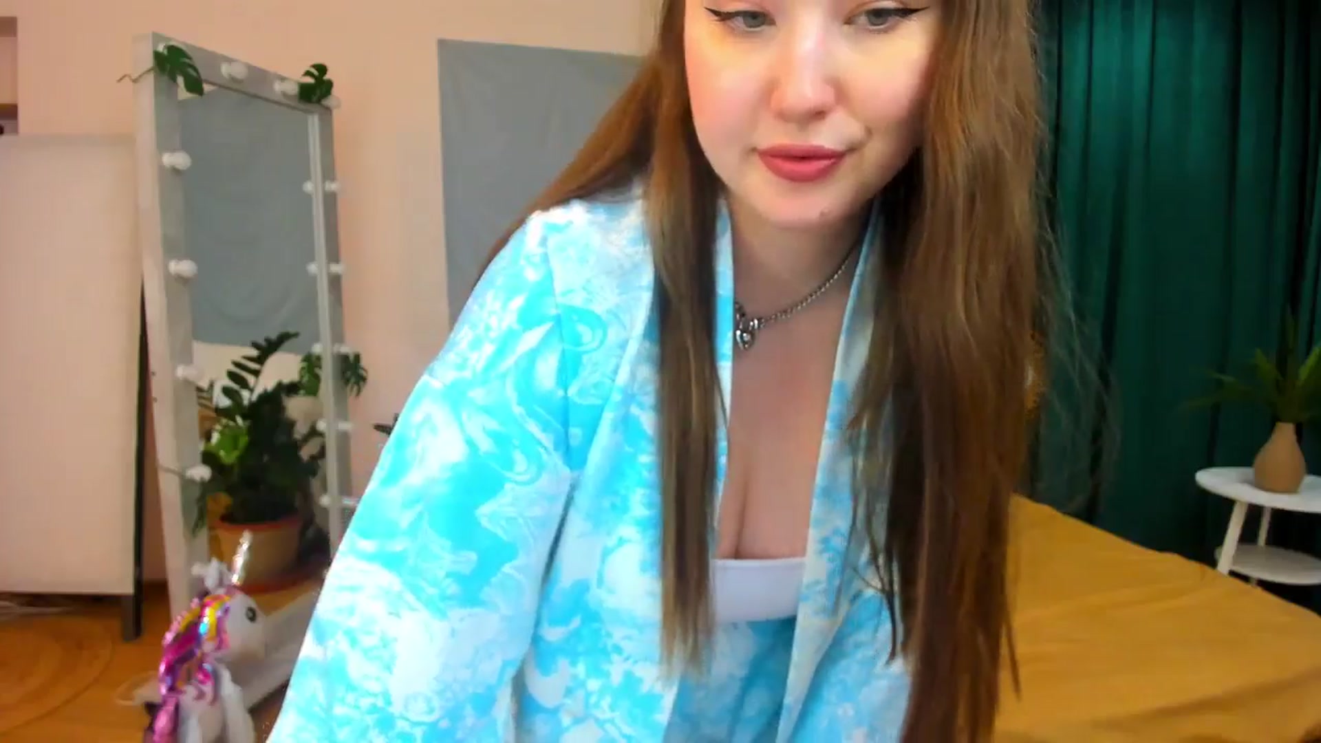 Gallery image thumbnail from AdmireMyEyes's myfreecams stream on, 07/24/2024, 09:02 image 10 of 20