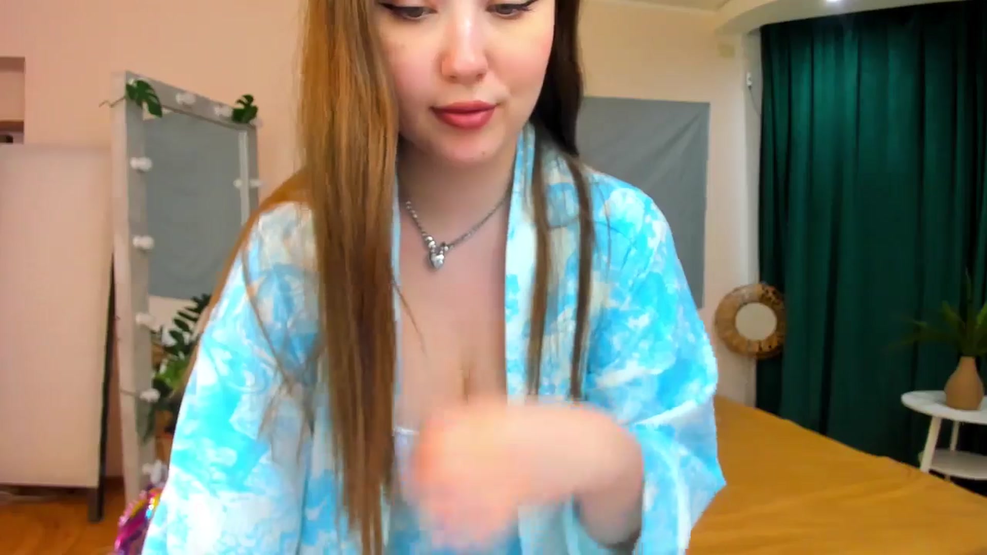 Gallery image thumbnail from AdmireMyEyes's myfreecams stream on, 07/24/2024, 09:02 image 11 of 20