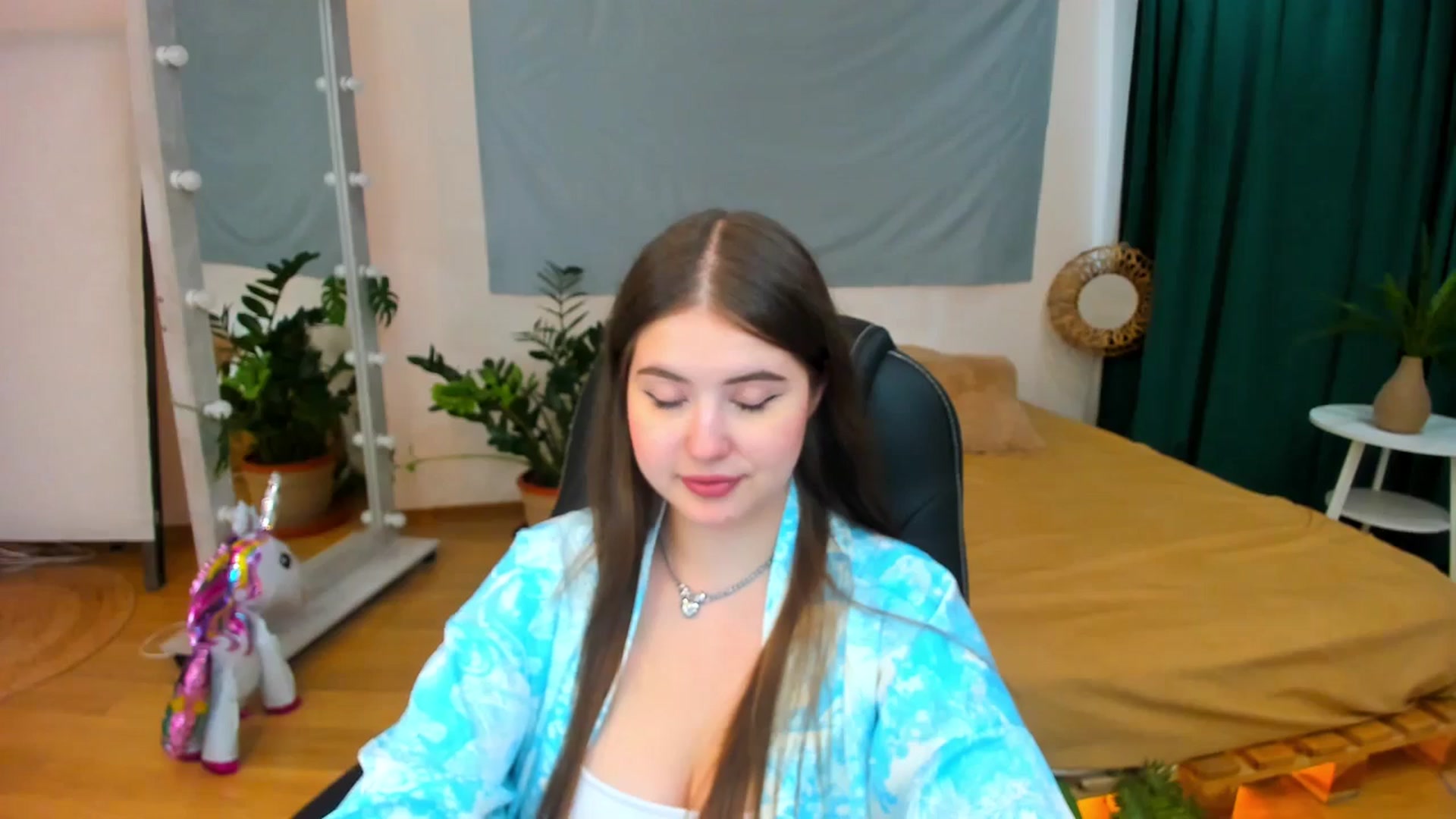 Gallery image thumbnail from AdmireMyEyes's myfreecams stream on, 07/24/2024, 09:02 image 14 of 20