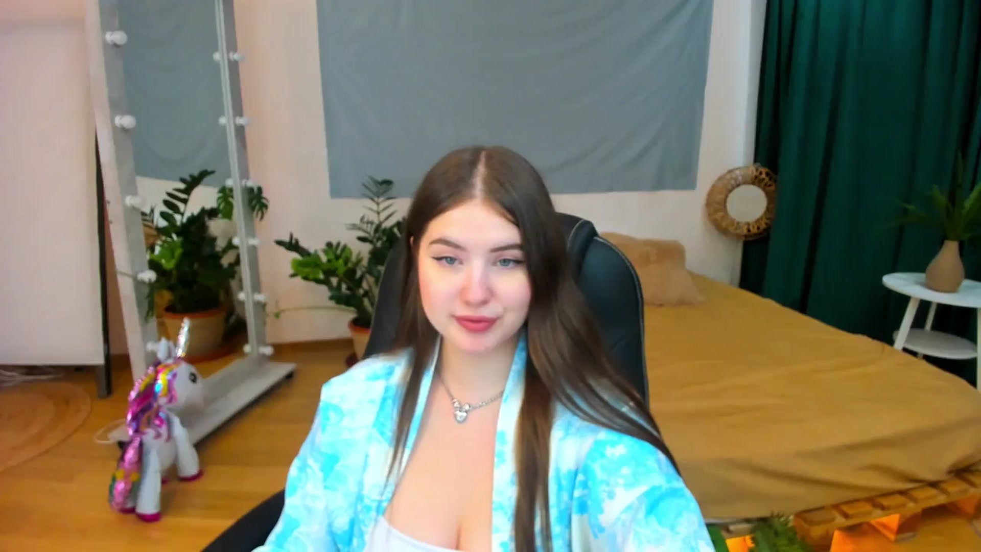 Gallery image thumbnail from AdmireMyEyes's myfreecams stream on, 07/24/2024, 09:02 image 19 of 20