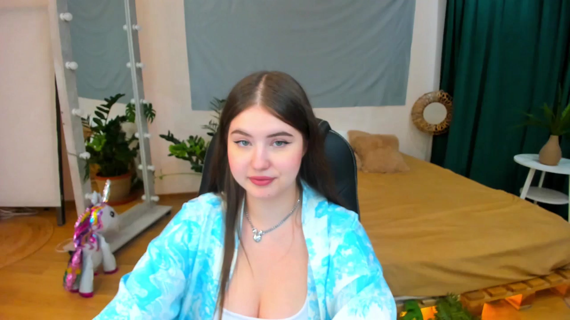 Gallery image thumbnail from AdmireMyEyes's myfreecams stream on, 07/24/2024, 09:02 image 4 of 20