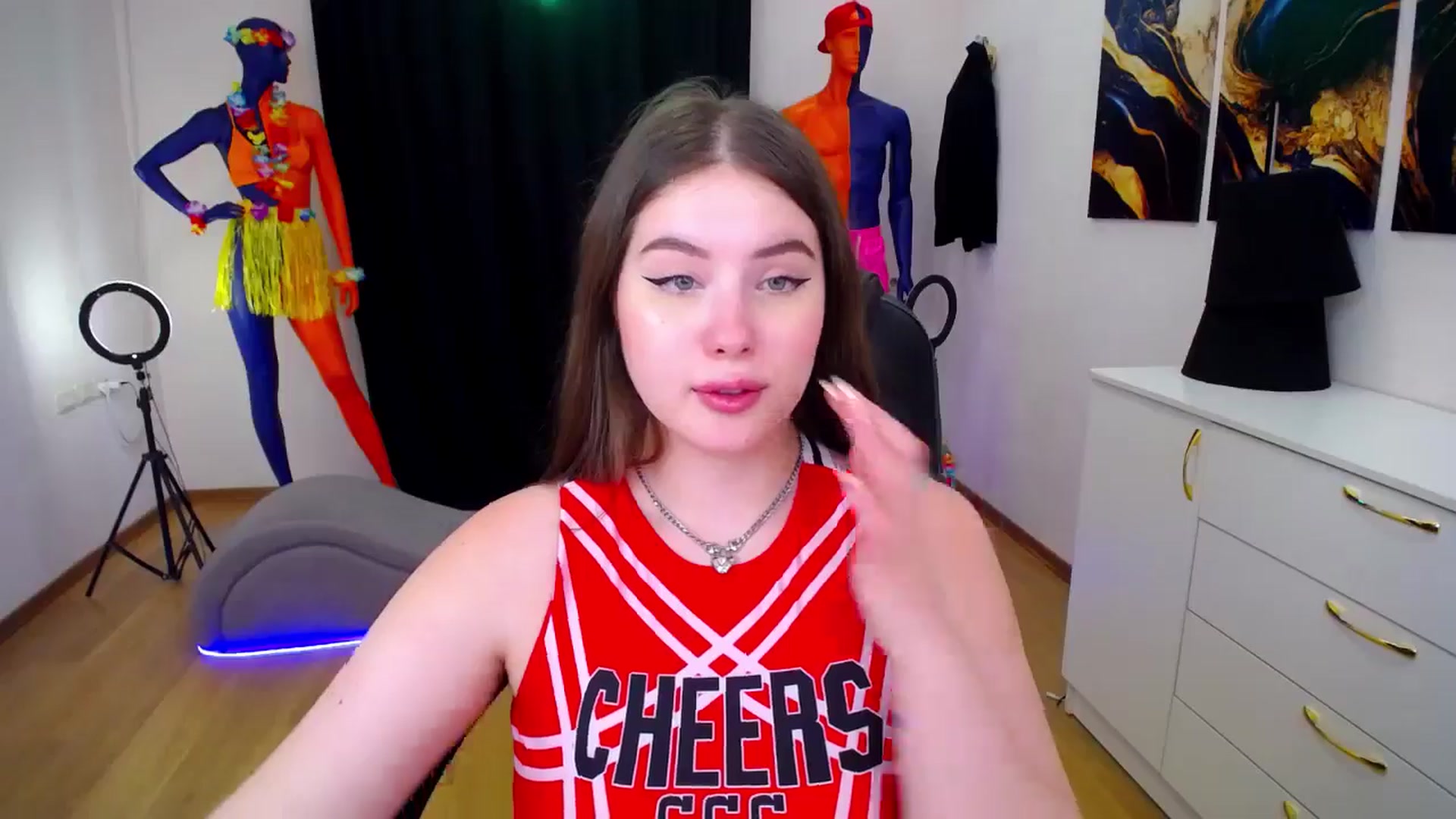 Gallery image thumbnail from AdmireMyEyes's myfreecams stream on, 07/25/2024, 07:48 image 20 of 20