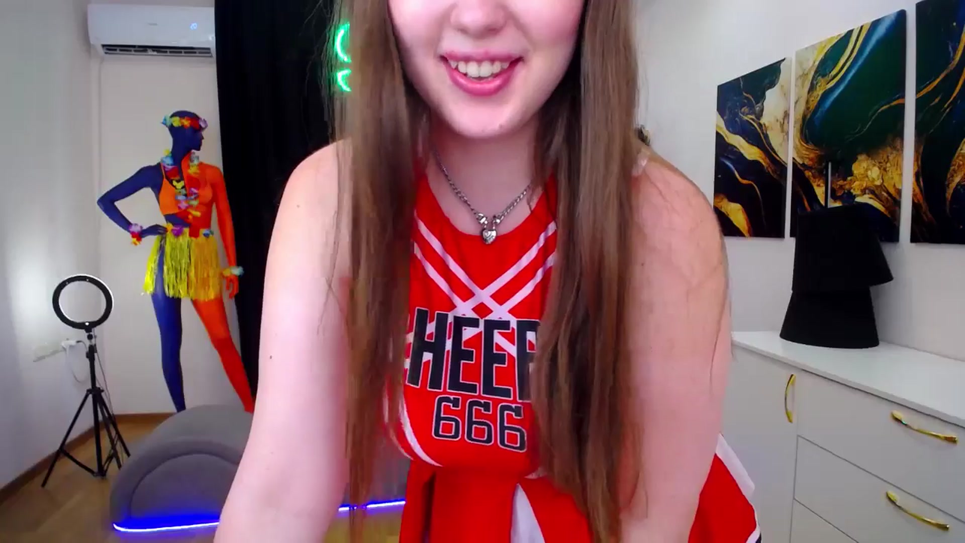 Gallery image thumbnail from AdmireMyEyes's myfreecams stream on, 07/25/2024, 07:48 image 15 of 20