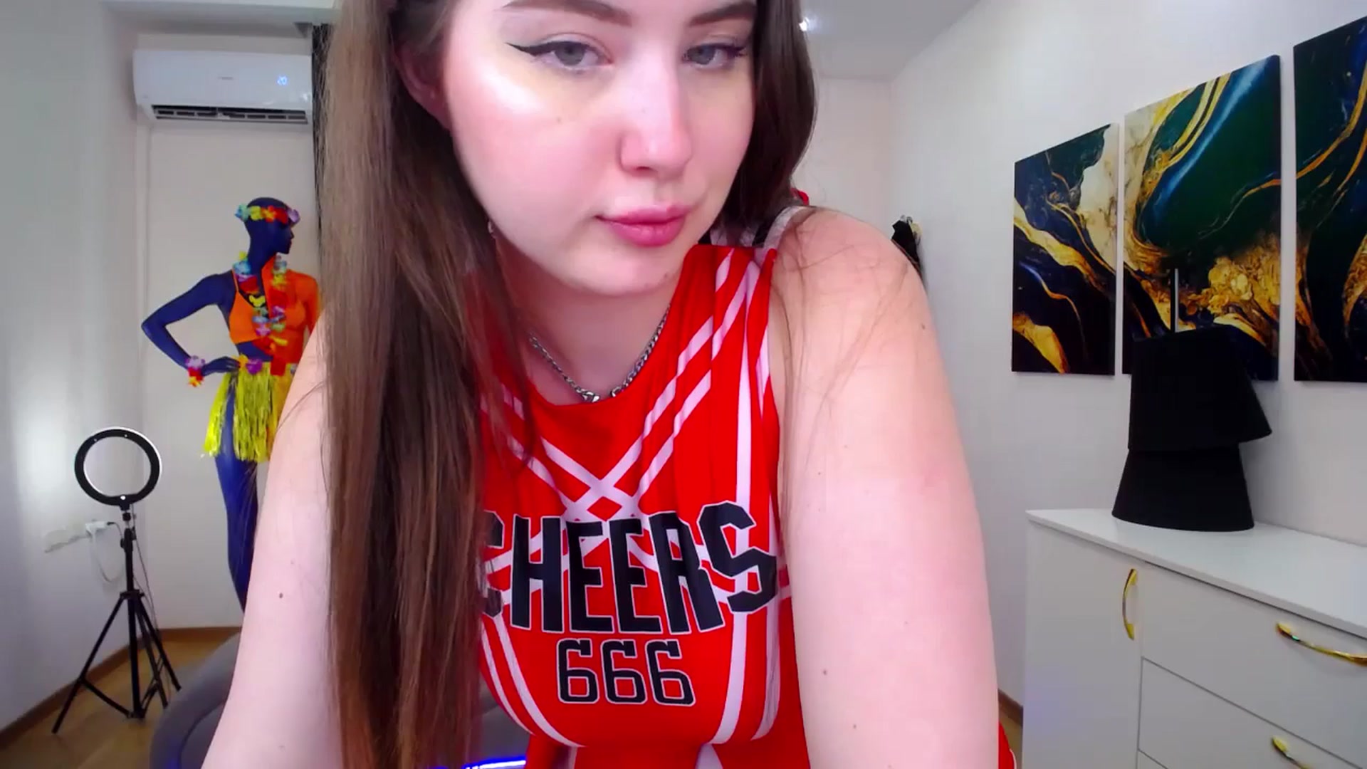 Gallery image thumbnail from AdmireMyEyes's myfreecams stream on, 07/25/2024, 08:44 image 13 of 20