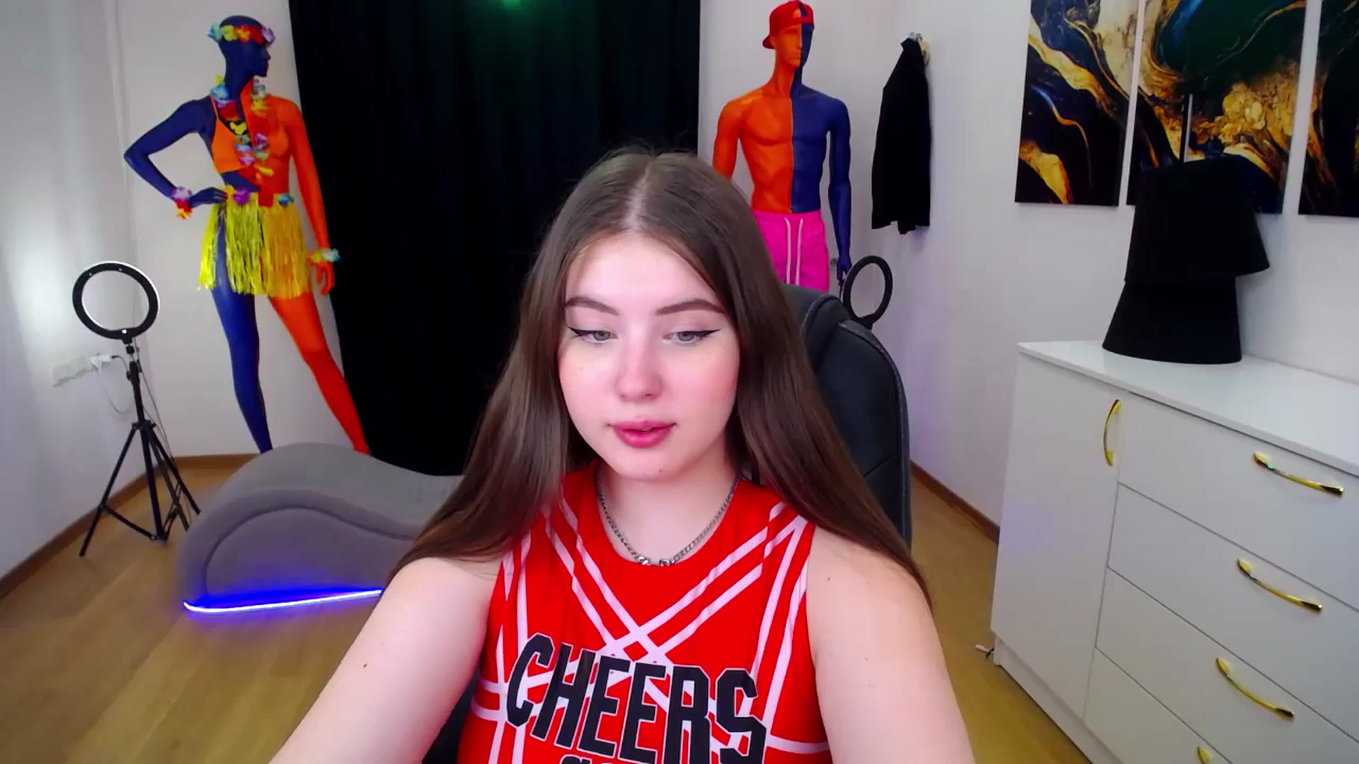 Gallery image thumbnail from AdmireMyEyes's myfreecams stream on, 07/25/2024, 08:44 image 11 of 20