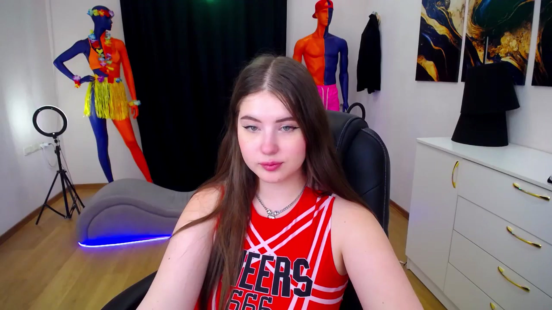 Gallery image thumbnail from AdmireMyEyes's myfreecams stream on, 07/25/2024, 09:44 image 15 of 20