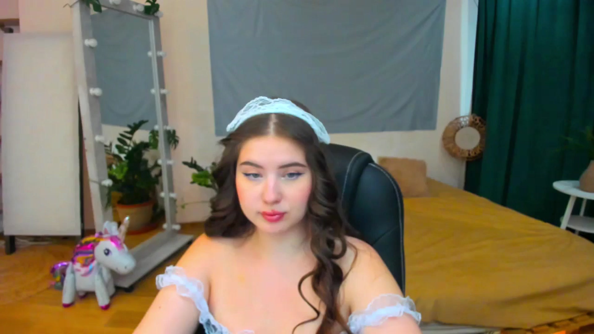 Gallery image thumbnail from AdmireMyEyes's myfreecams stream on, 07/27/2024, 08:46 image 2 of 20