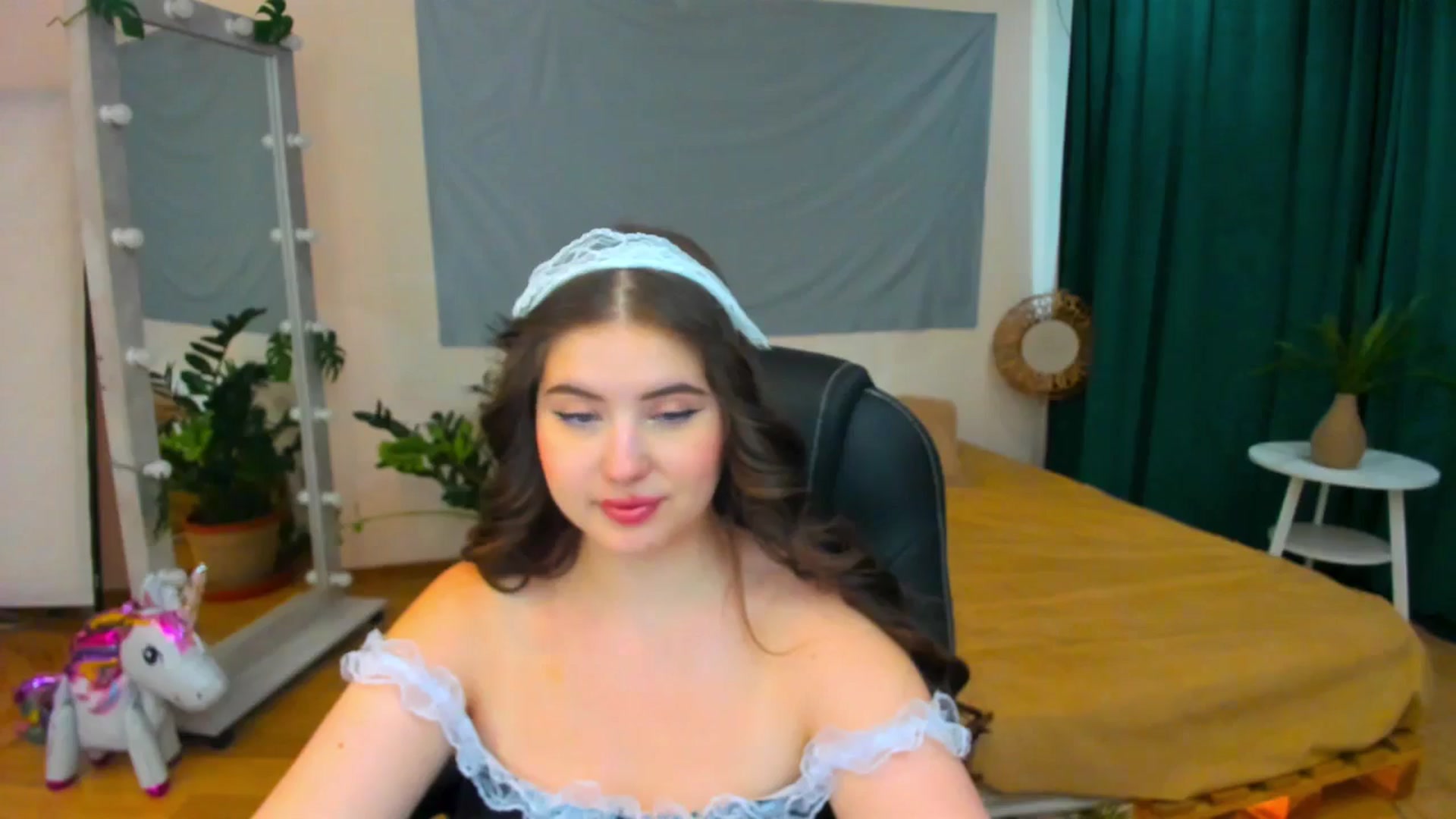 Gallery image thumbnail from AdmireMyEyes's myfreecams stream on, 07/27/2024, 08:59 image 13 of 20