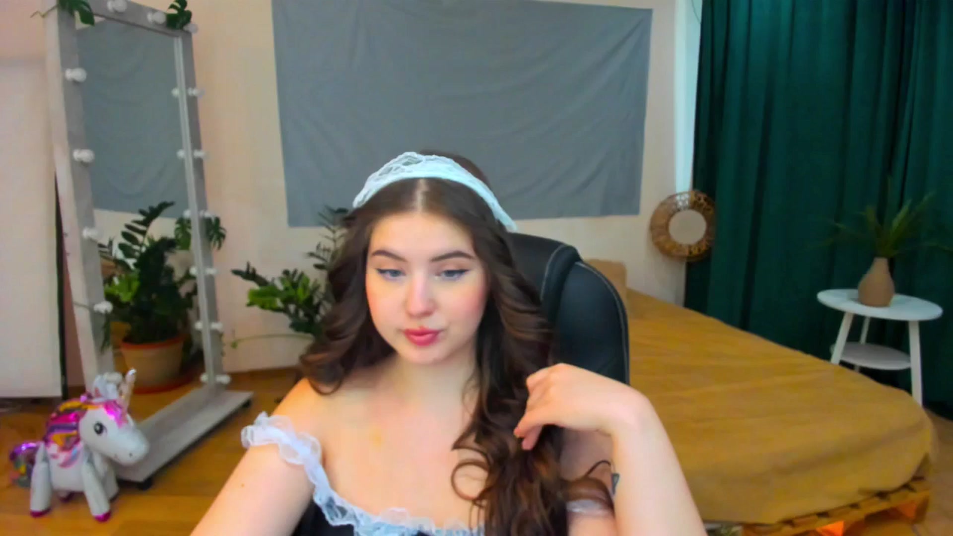 Gallery image thumbnail from AdmireMyEyes's myfreecams stream on, 07/27/2024, 08:59 image 15 of 20