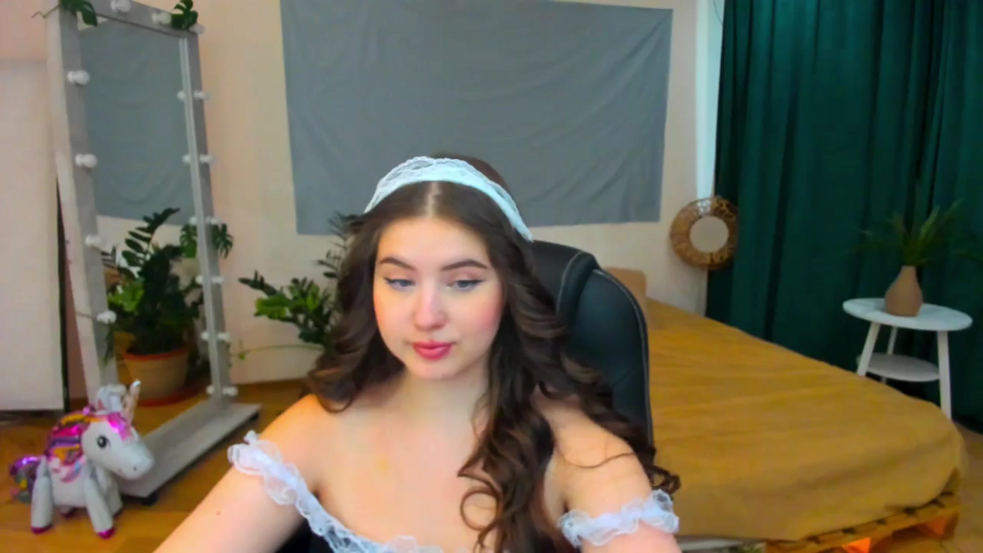 Gallery image thumbnail from AdmireMyEyes's myfreecams stream on, 07/27/2024, 08:59 image 16 of 20