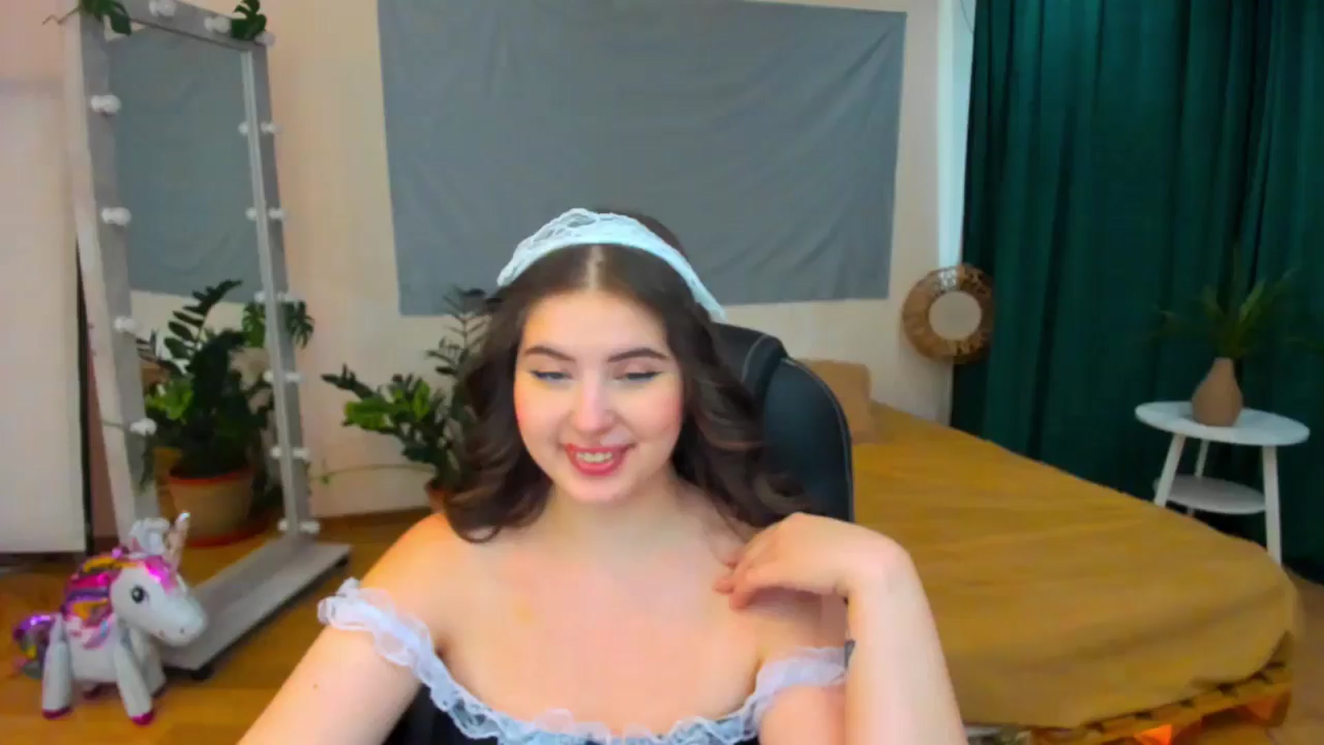 Gallery image thumbnail from AdmireMyEyes's myfreecams stream on, 07/27/2024, 08:59 image 11 of 20