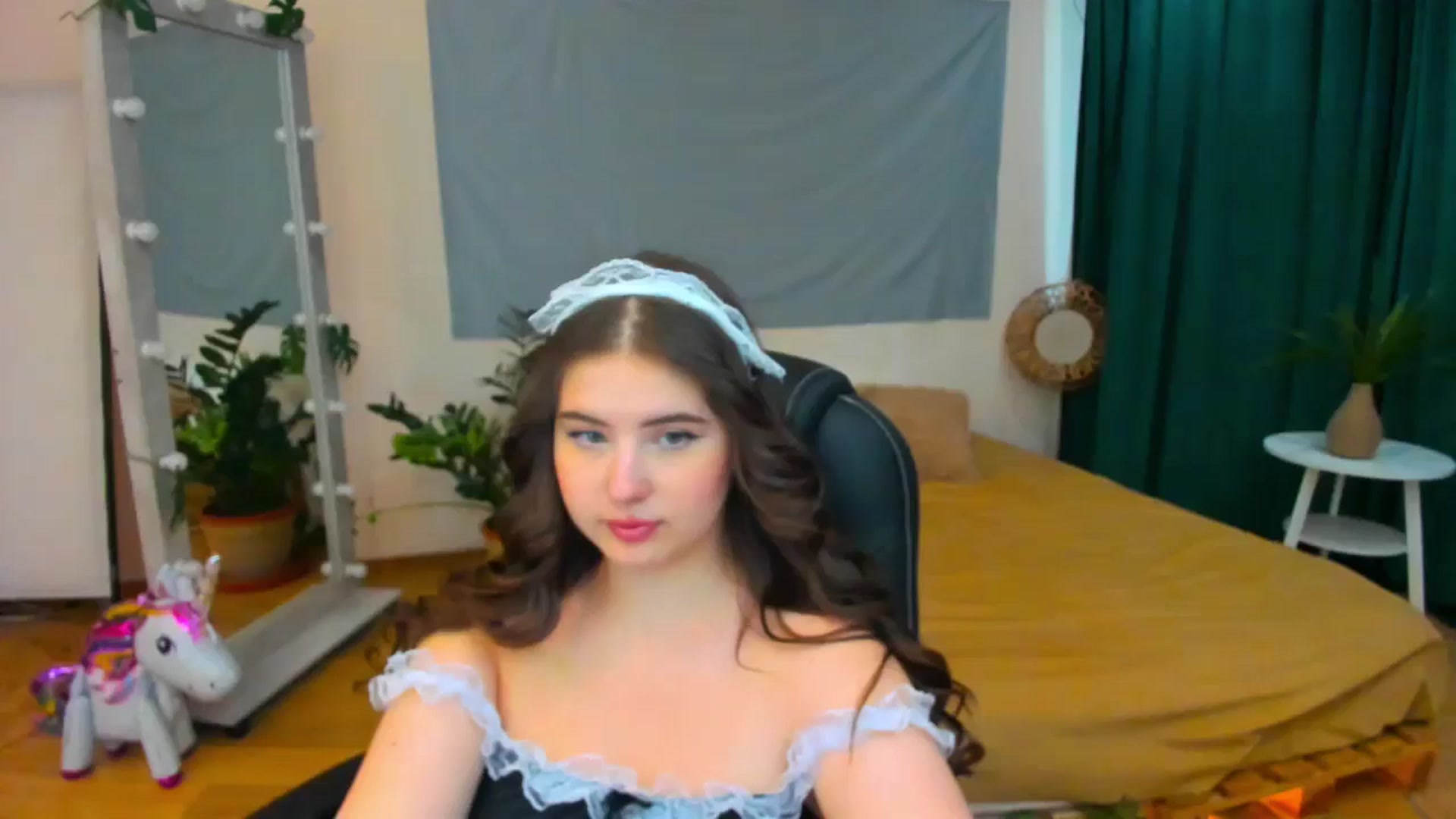 Gallery image thumbnail from AdmireMyEyes's myfreecams stream on, 07/27/2024, 09:46 image 4 of 20