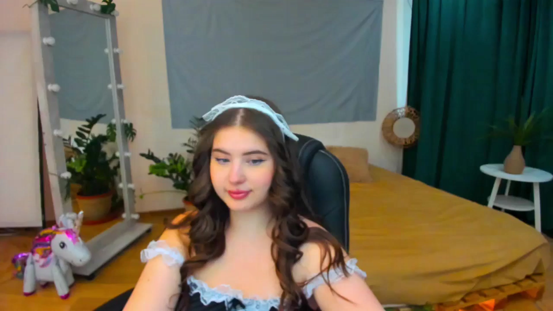 Gallery image thumbnail from AdmireMyEyes's myfreecams stream on, 07/27/2024, 09:46 image 1 of 20
