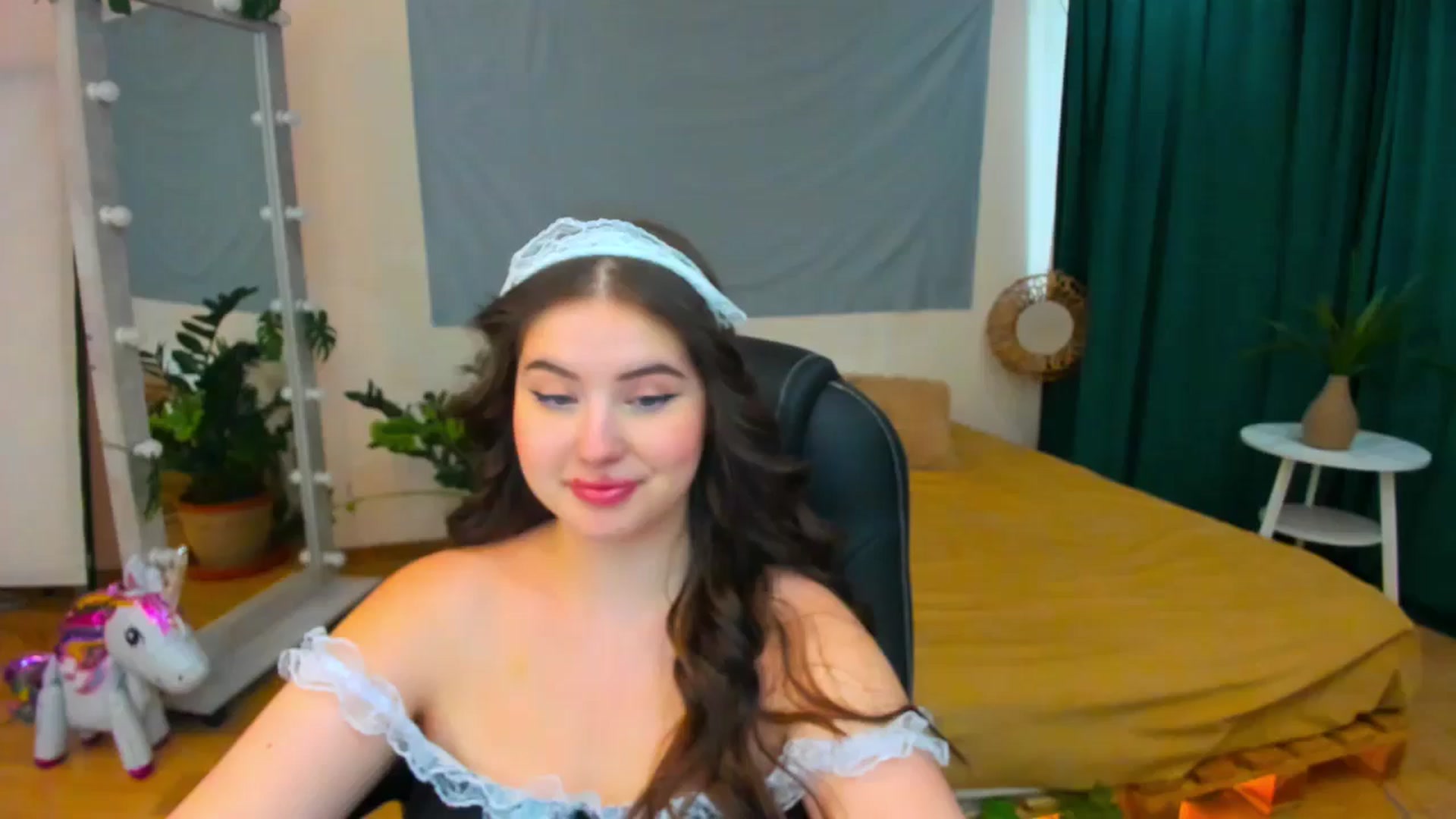 Gallery image thumbnail from AdmireMyEyes's myfreecams stream on, 07/27/2024, 10:51 image 16 of 20