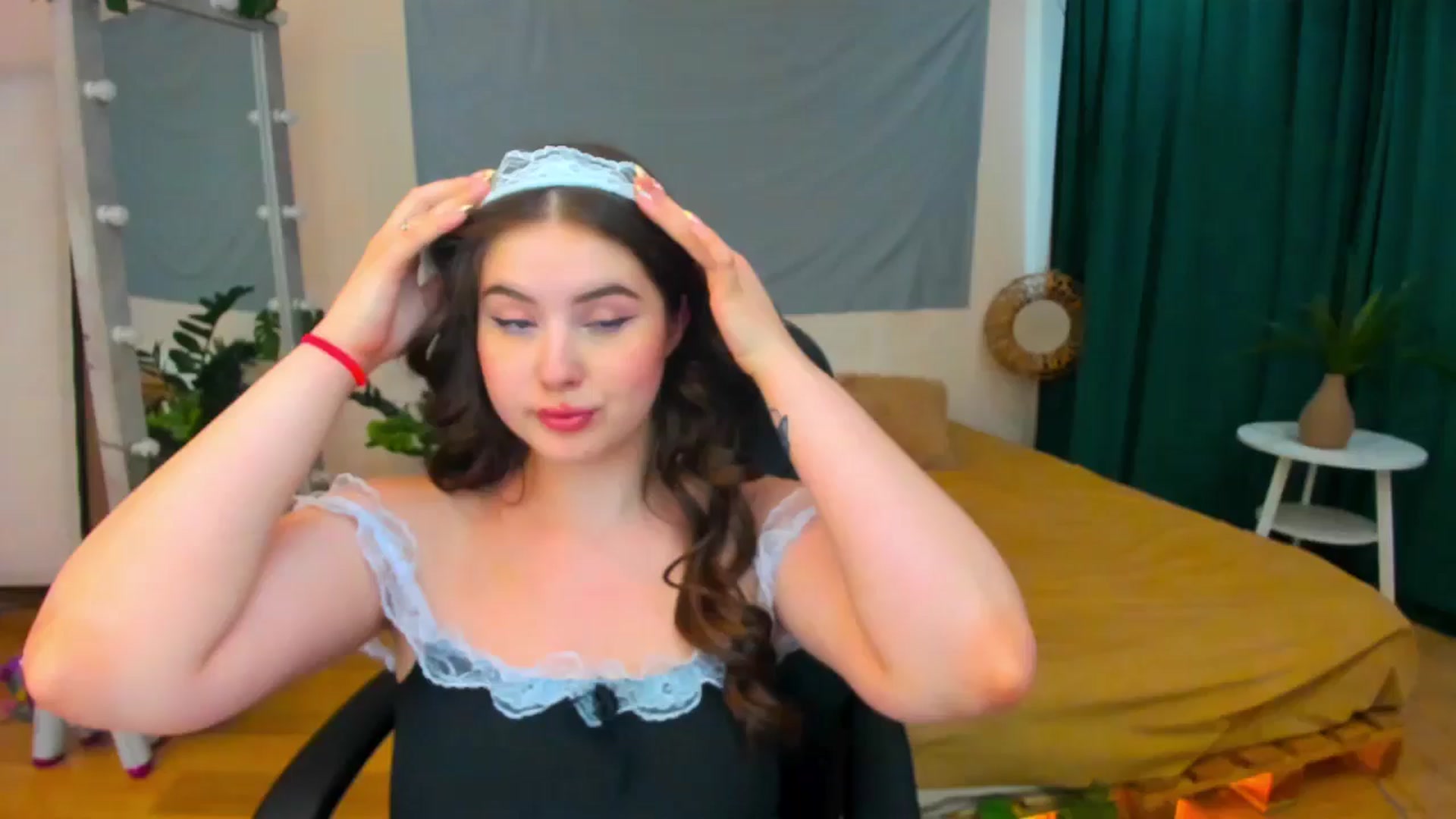 Gallery image thumbnail from AdmireMyEyes's myfreecams stream on, 07/27/2024, 10:51 image 5 of 20