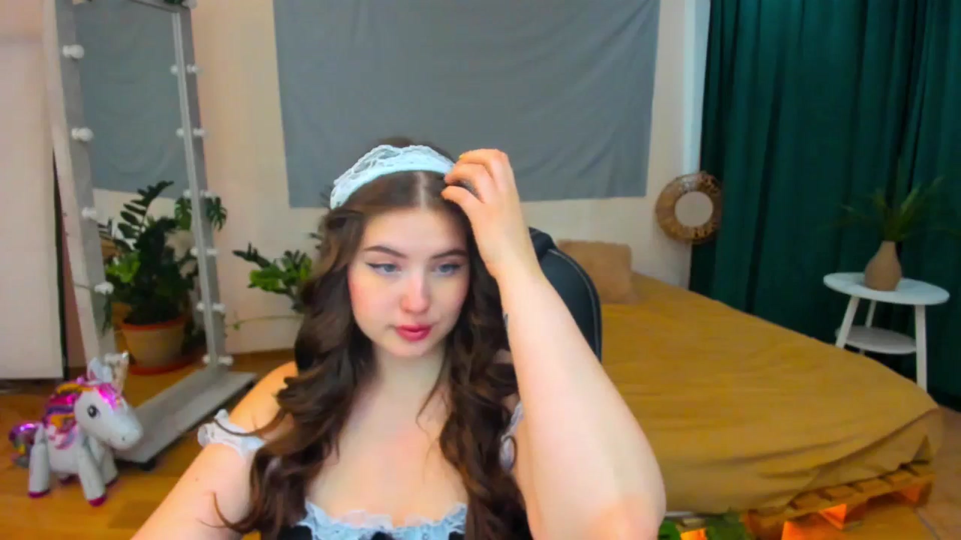 Gallery image thumbnail from AdmireMyEyes's myfreecams stream on, 07/27/2024, 11:25 image 17 of 20