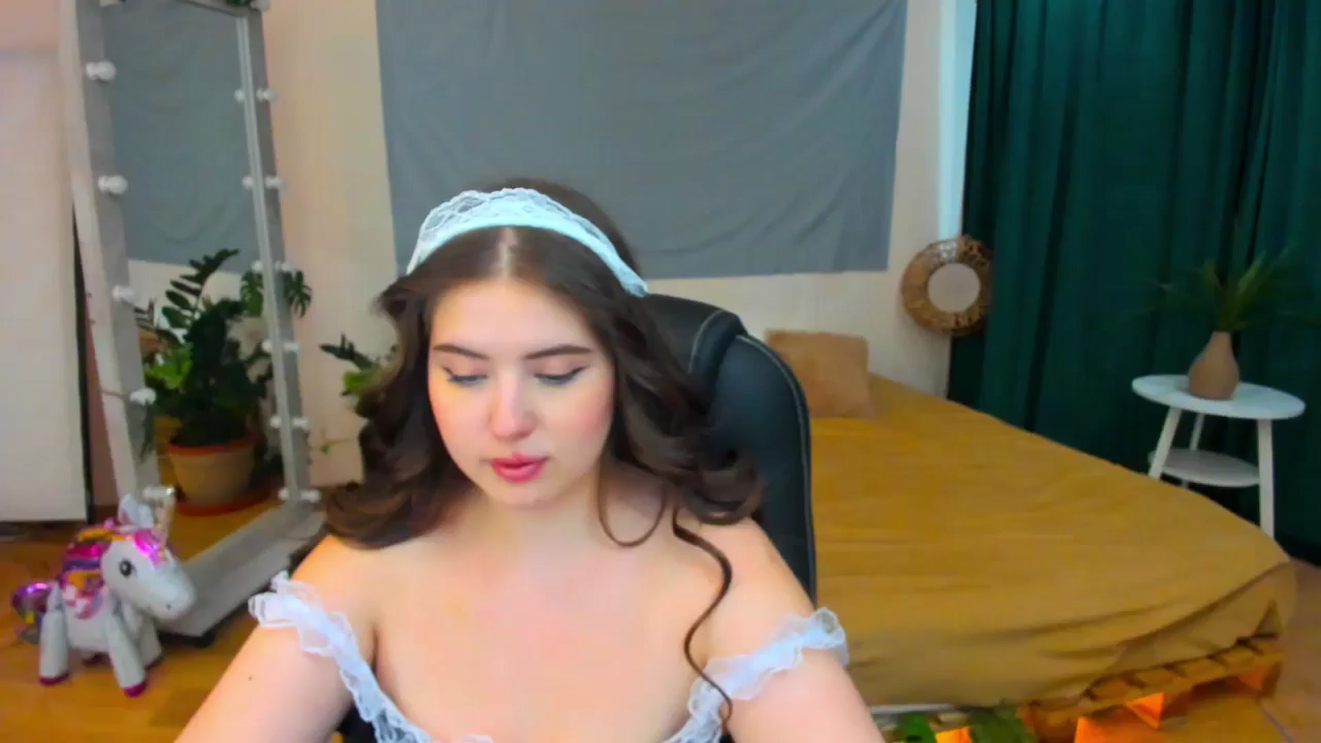 Gallery image thumbnail from AdmireMyEyes's myfreecams stream on, 07/27/2024, 11:25 image 1 of 20