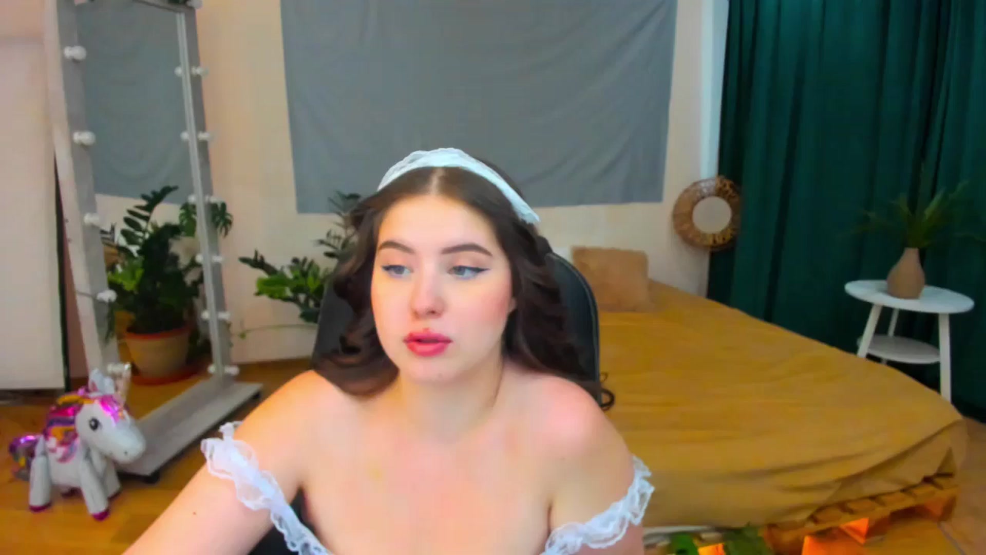 Gallery image thumbnail from AdmireMyEyes's myfreecams stream on, 07/27/2024, 11:25 image 9 of 20