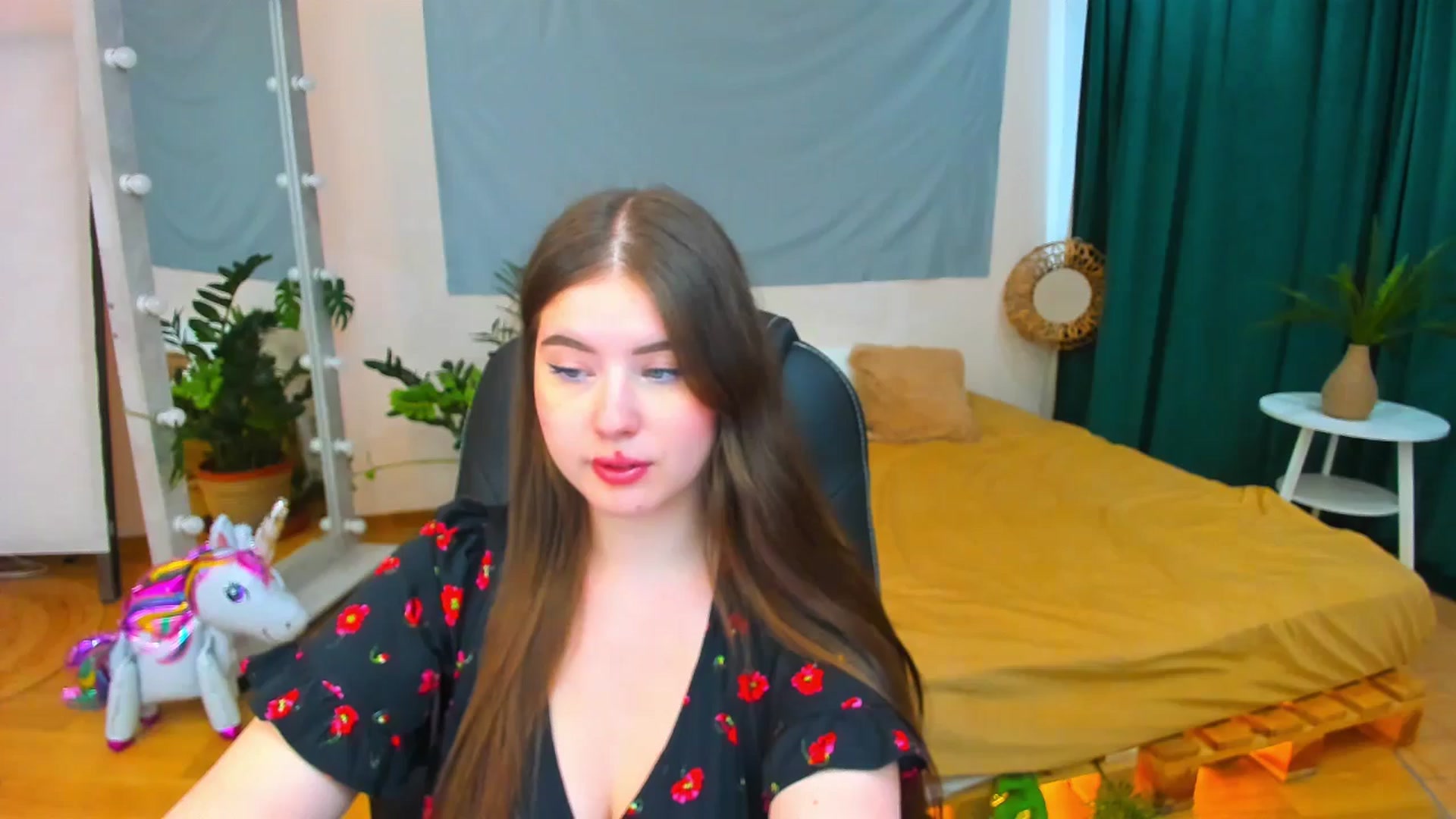 Gallery image thumbnail from AdmireMyEyes's myfreecams stream on, 07/28/2024, 08:40 image 7 of 20