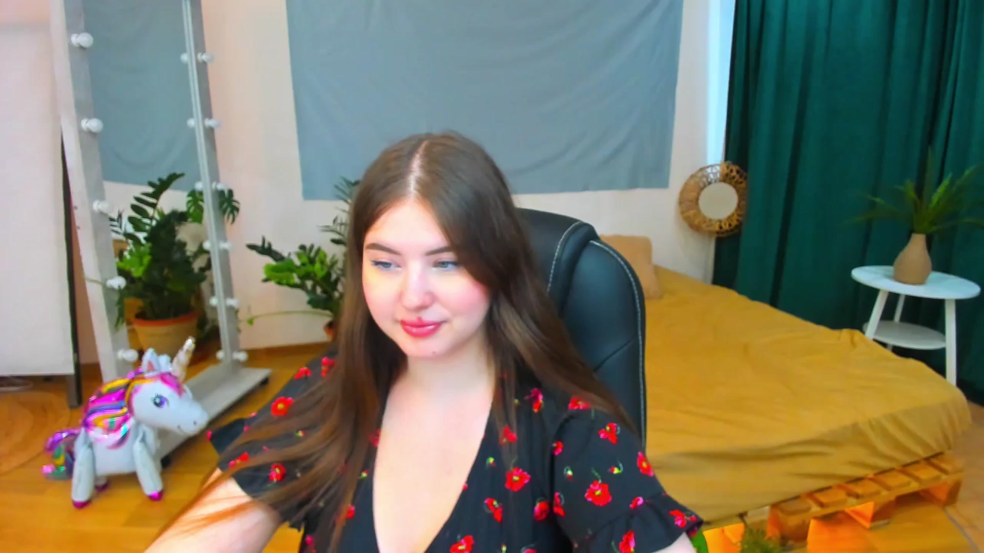 Gallery image thumbnail from AdmireMyEyes's myfreecams stream on, 07/28/2024, 08:40 image 15 of 20