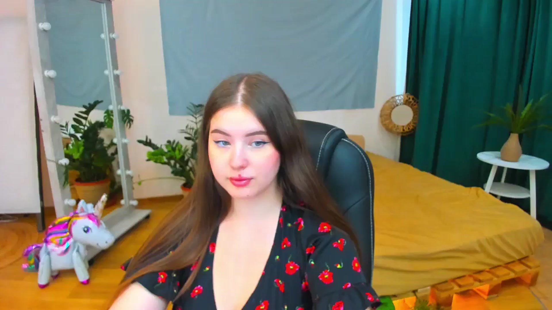 Gallery image thumbnail from AdmireMyEyes's myfreecams stream on, 07/28/2024, 09:03 image 19 of 20