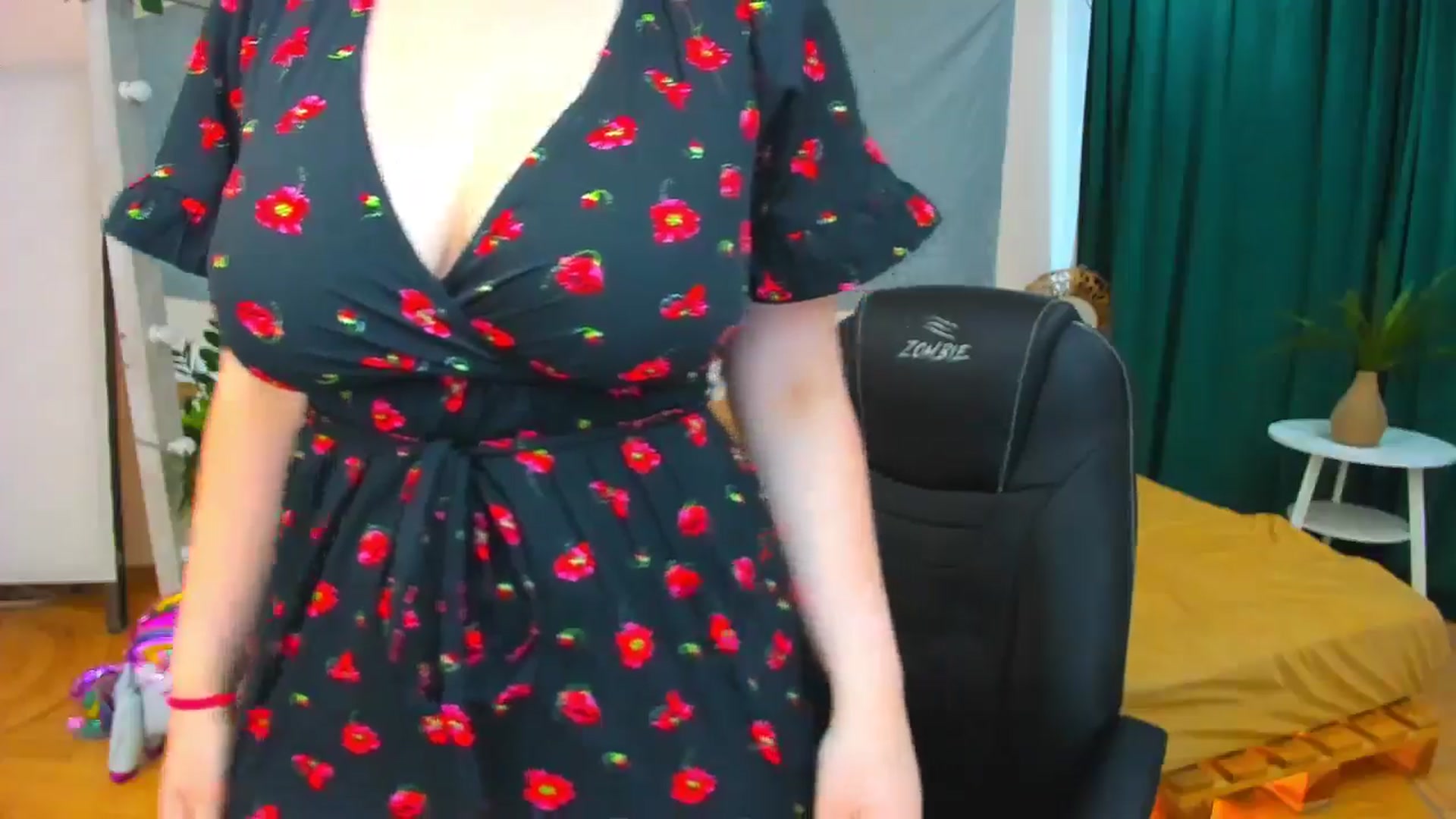 Gallery image thumbnail from AdmireMyEyes's myfreecams stream on, 07/28/2024, 09:19 image 9 of 20