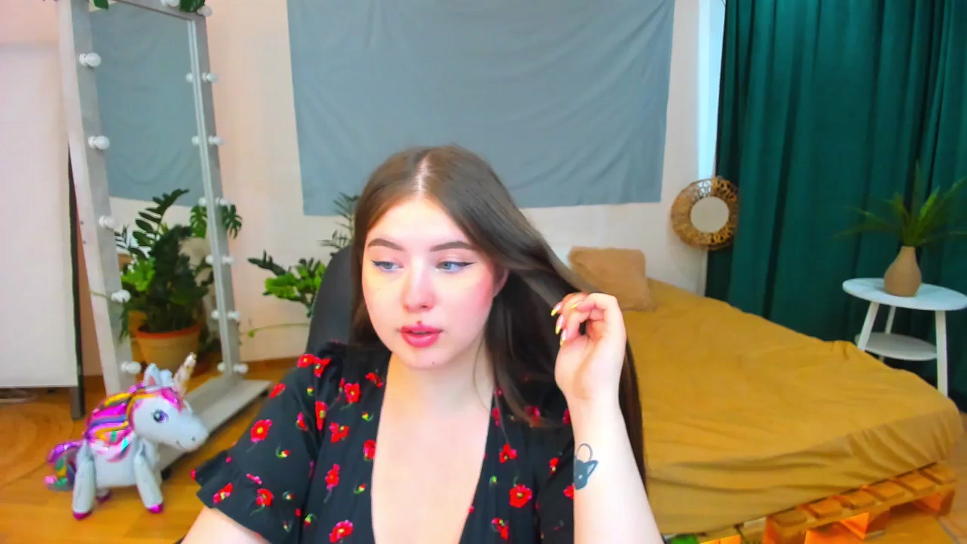 Gallery image thumbnail from AdmireMyEyes's myfreecams stream on, 07/28/2024, 09:19 image 4 of 20