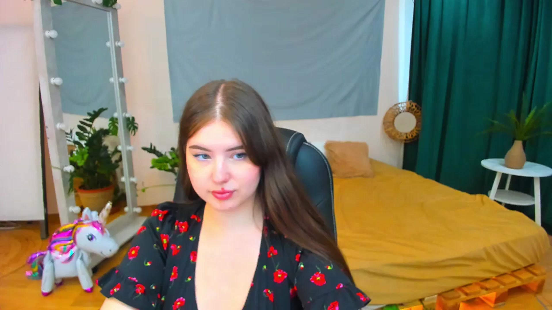 Gallery image thumbnail from AdmireMyEyes's myfreecams stream on, 07/28/2024, 09:19 image 2 of 20