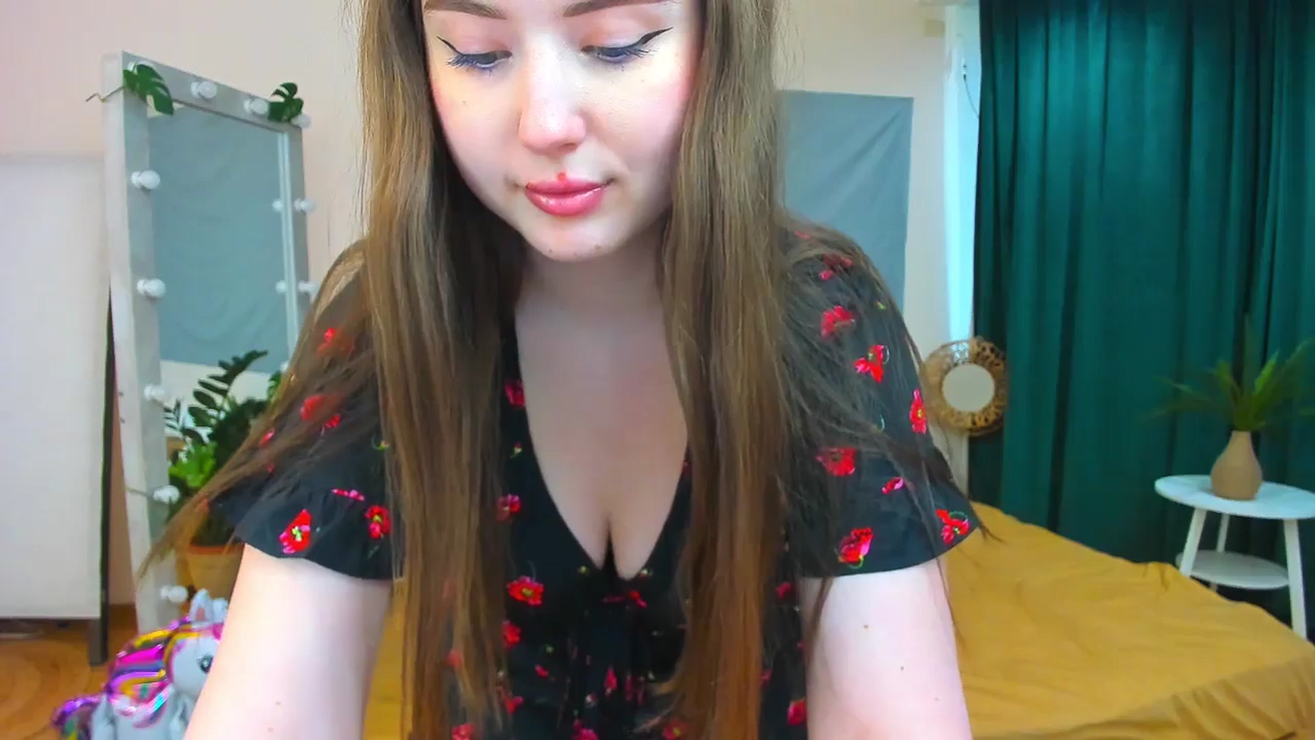 Gallery image thumbnail from AdmireMyEyes's myfreecams stream on, 07/28/2024, 09:19 image 17 of 20