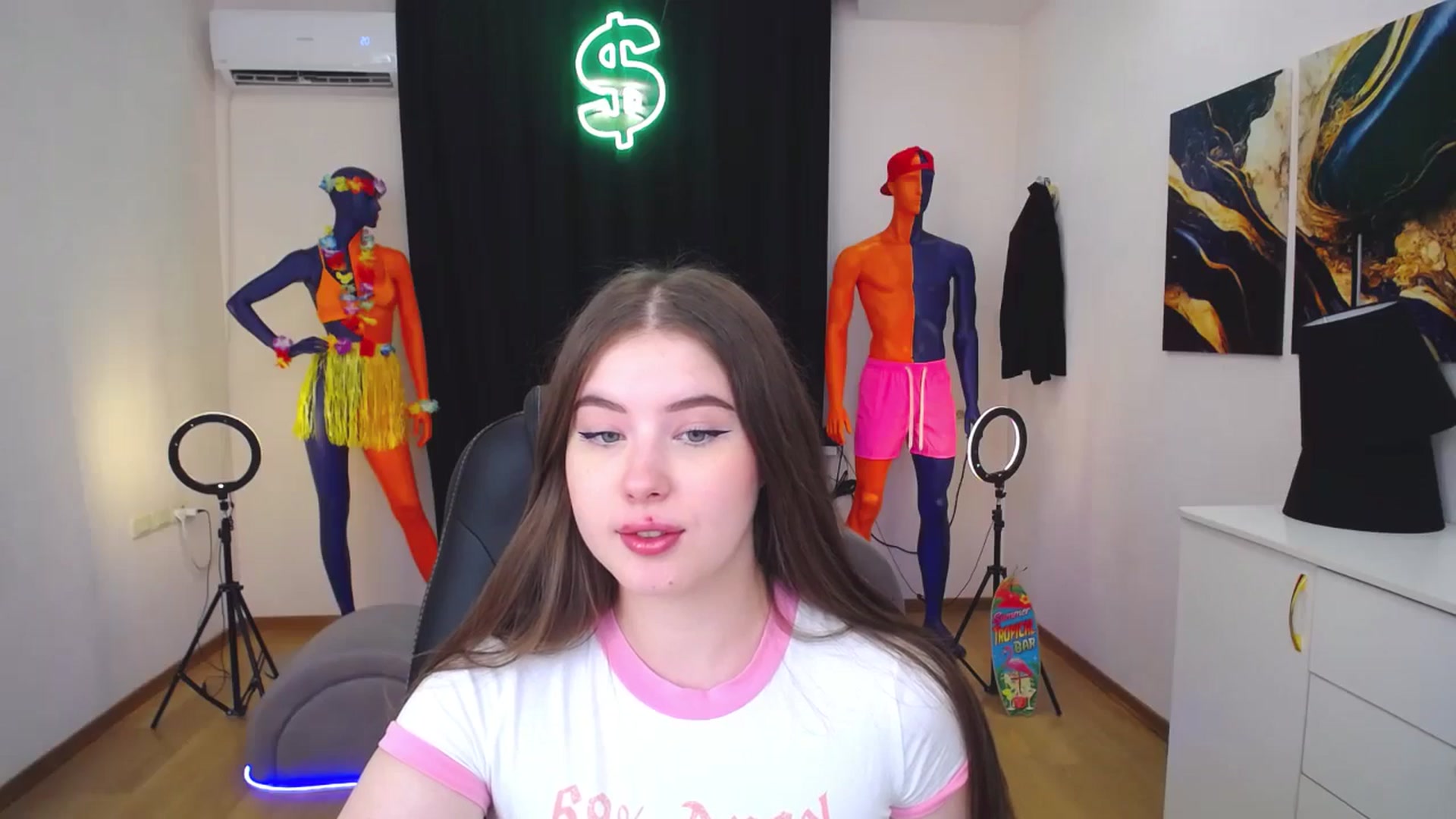 Gallery image thumbnail from AdmireMyEyes's myfreecams stream on, 07/29/2024, 05:23 image 5 of 20