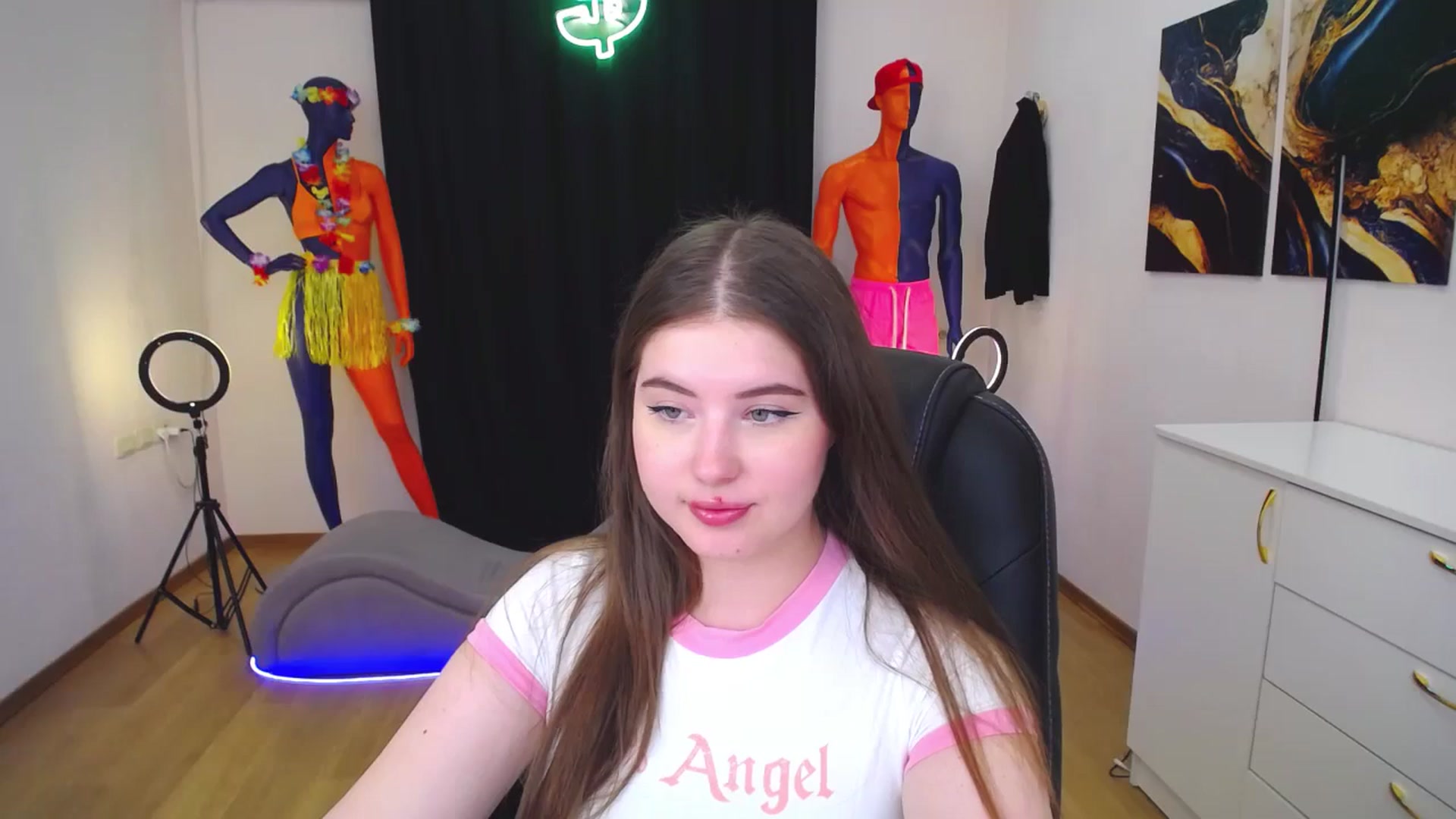 Gallery image thumbnail from AdmireMyEyes's myfreecams stream on, 07/29/2024, 09:48 image 9 of 20