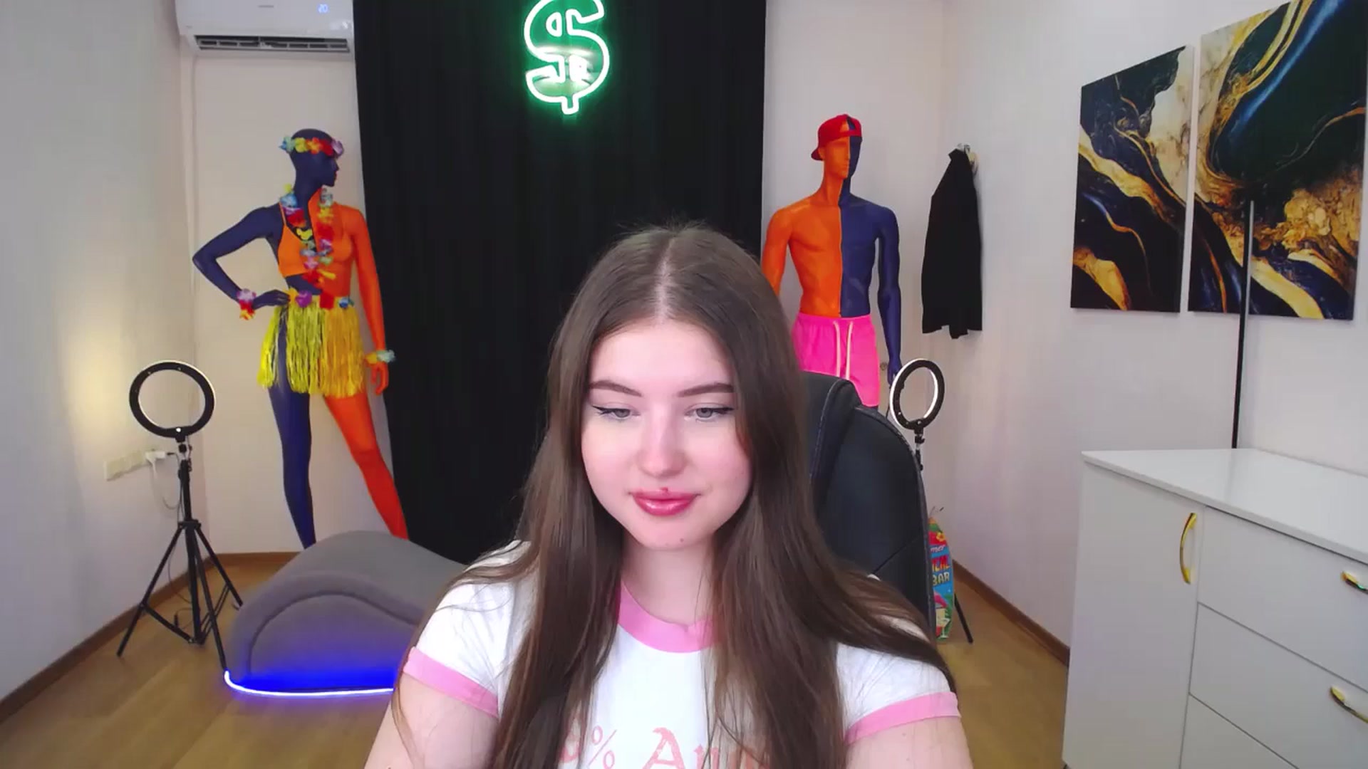 Gallery image thumbnail from AdmireMyEyes's myfreecams stream on, 07/29/2024, 09:48 image 19 of 20