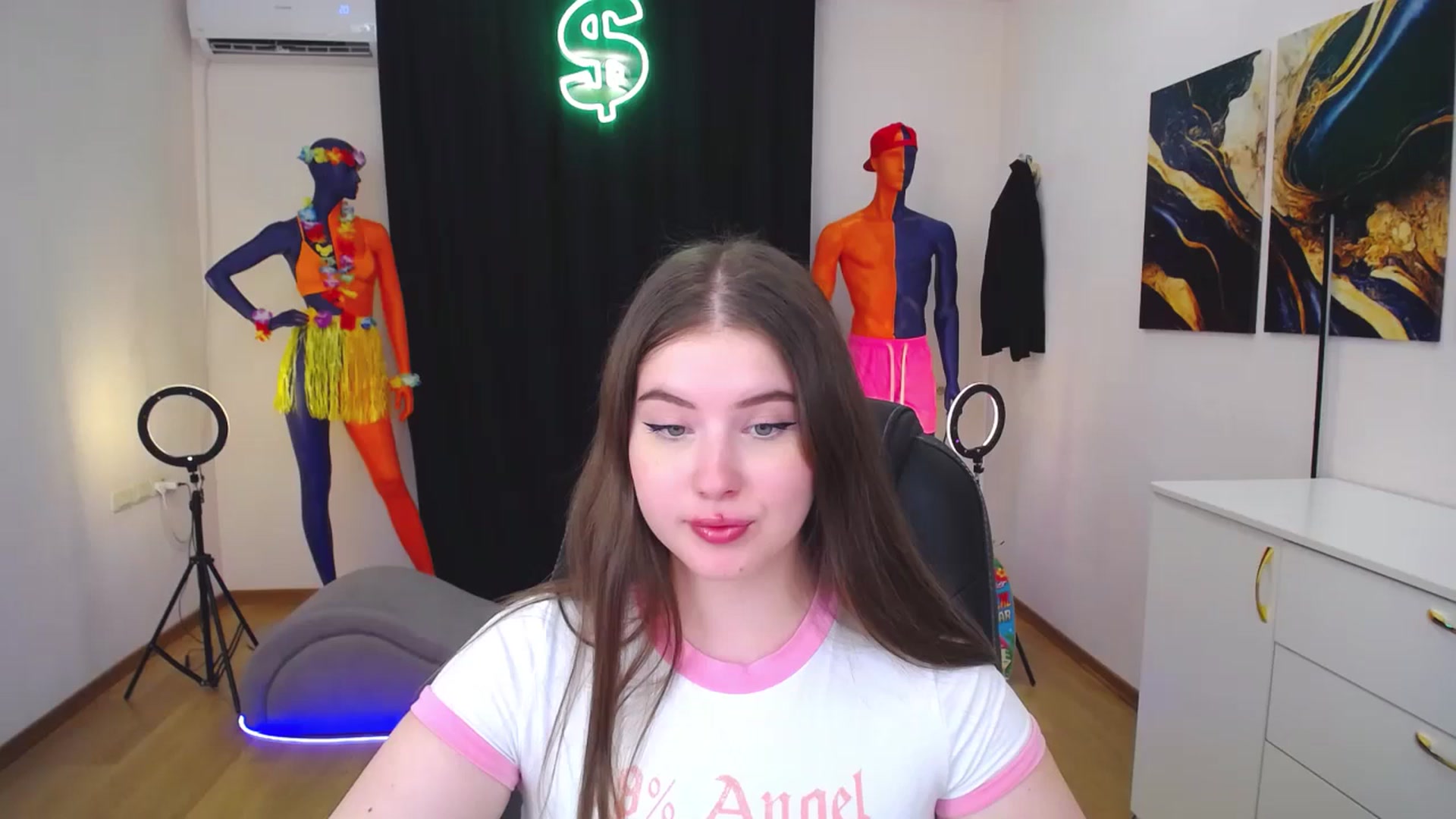 Gallery image thumbnail from AdmireMyEyes's myfreecams stream on, 07/29/2024, 09:48 image 18 of 20