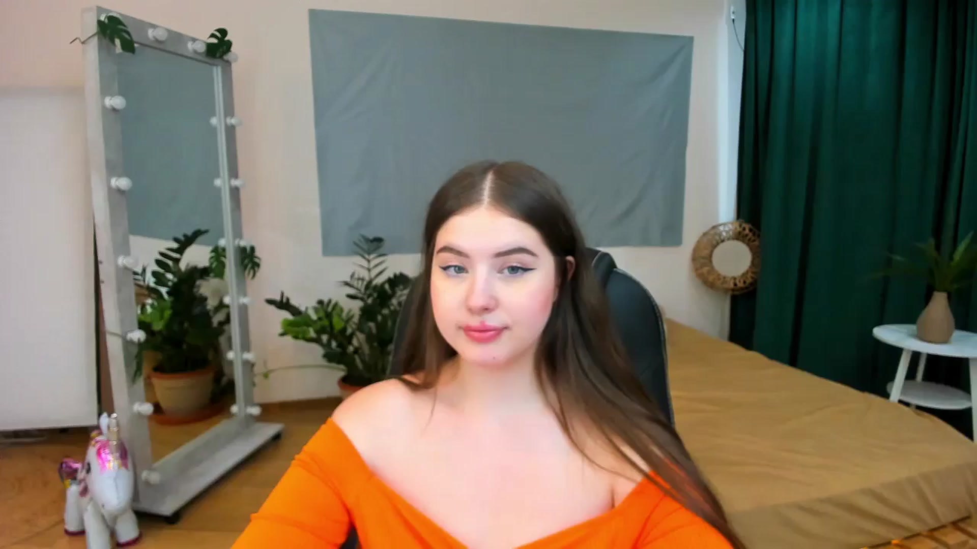Gallery image thumbnail from AdmireMyEyes's myfreecams stream on, 07/30/2024, 06:51 image 17 of 20