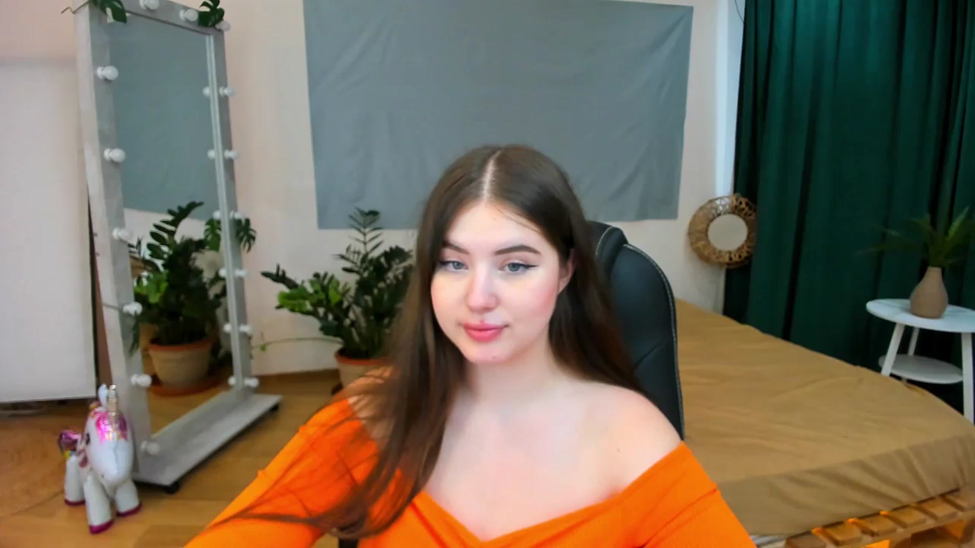 Gallery image thumbnail from AdmireMyEyes's myfreecams stream on, 07/30/2024, 07:37 image 2 of 20