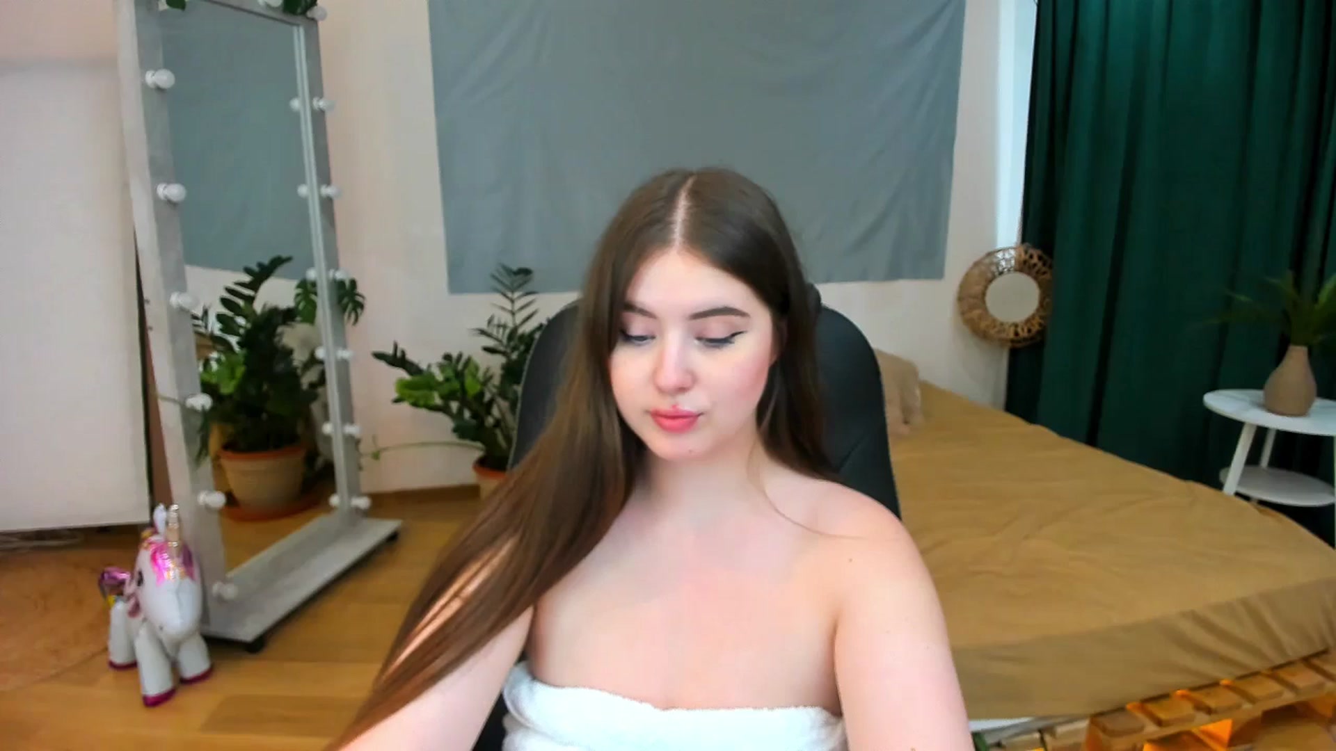 Gallery image thumbnail from AdmireMyEyes's myfreecams stream on, 07/30/2024, 09:47 image 13 of 20