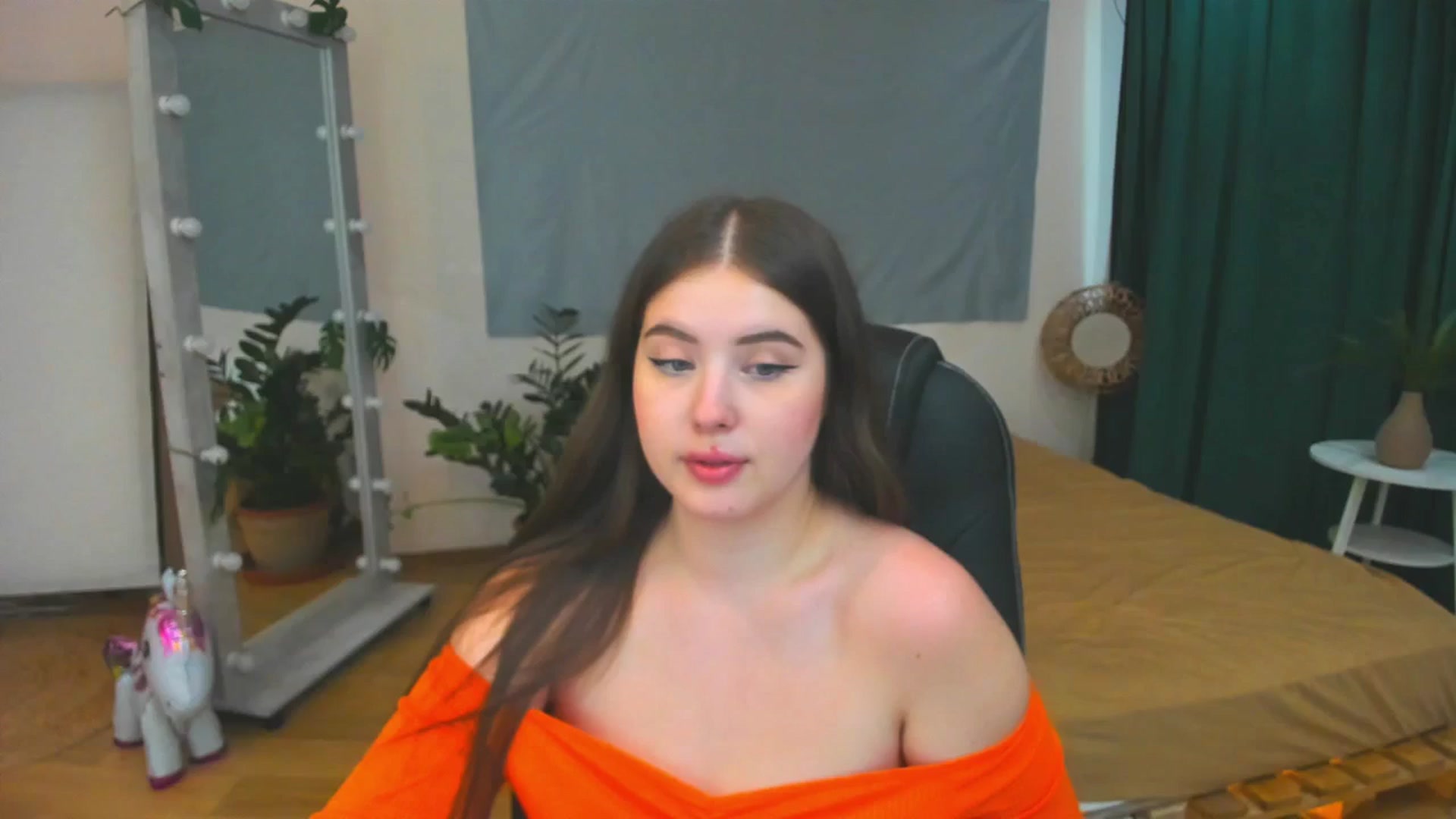 Gallery image thumbnail from AdmireMyEyes's myfreecams stream on, 07/30/2024, 10:43 image 18 of 20