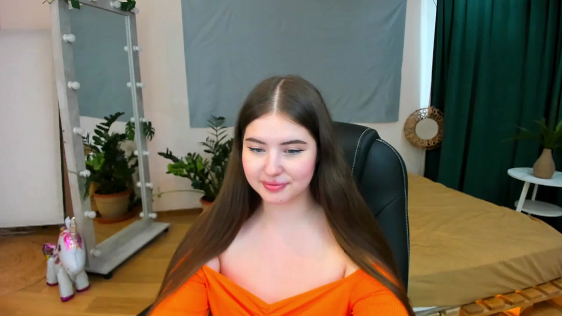 Gallery image thumbnail from AdmireMyEyes's myfreecams stream on, 07/30/2024, 10:43 image 5 of 20