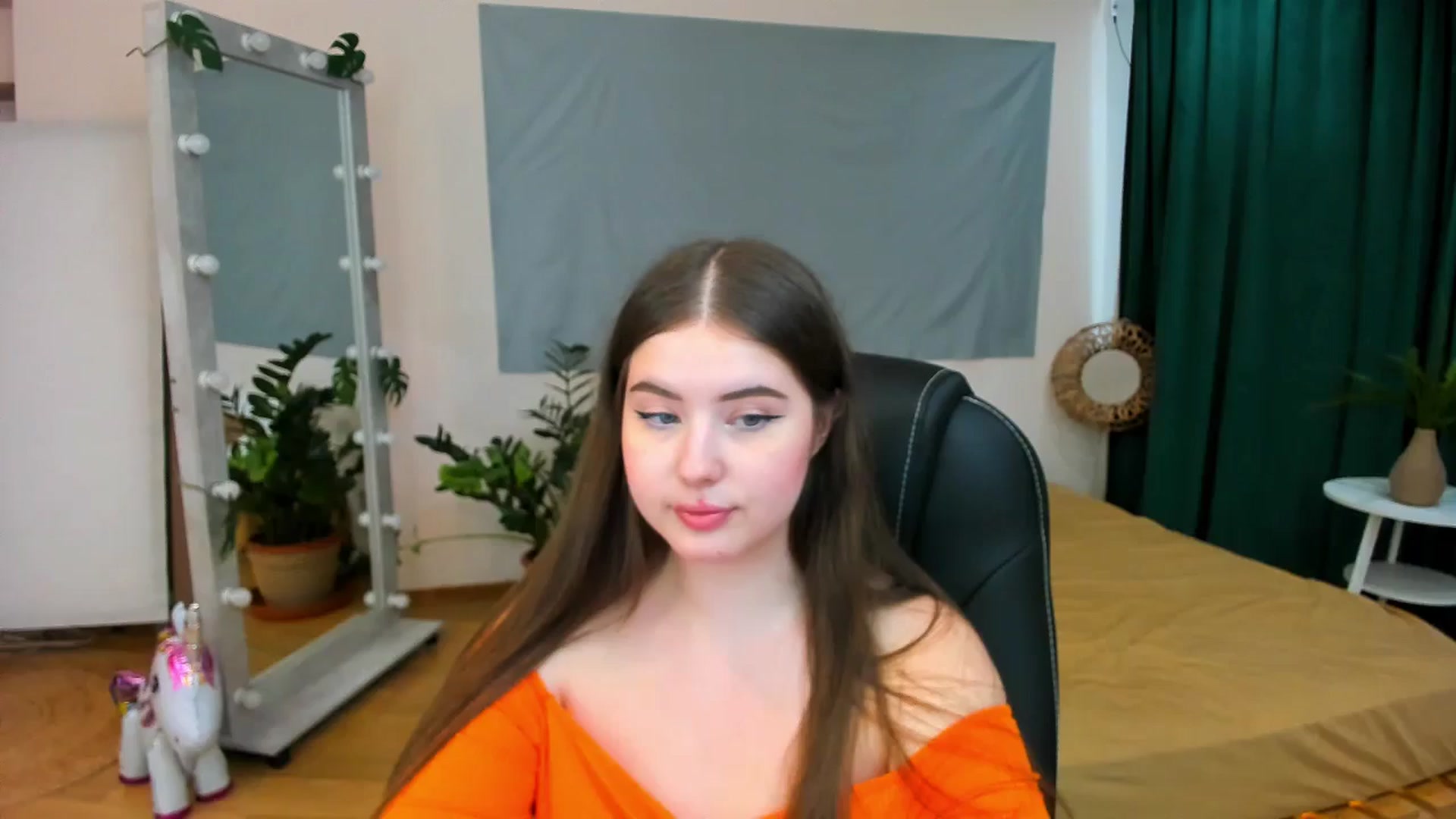 Gallery image thumbnail from AdmireMyEyes's myfreecams stream on, 07/30/2024, 10:43 image 1 of 20