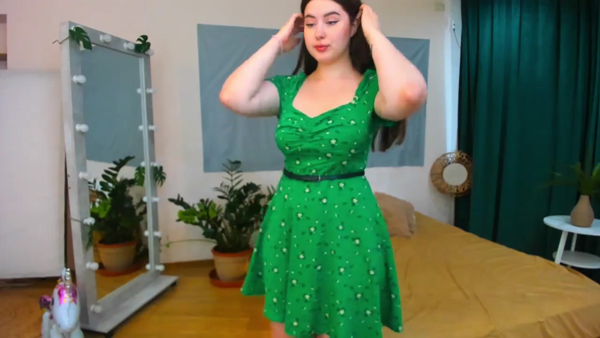 Gallery image thumbnail from AdmireMyEyes's myfreecams stream on, 07/31/2024, 07:47 image 3 of 20