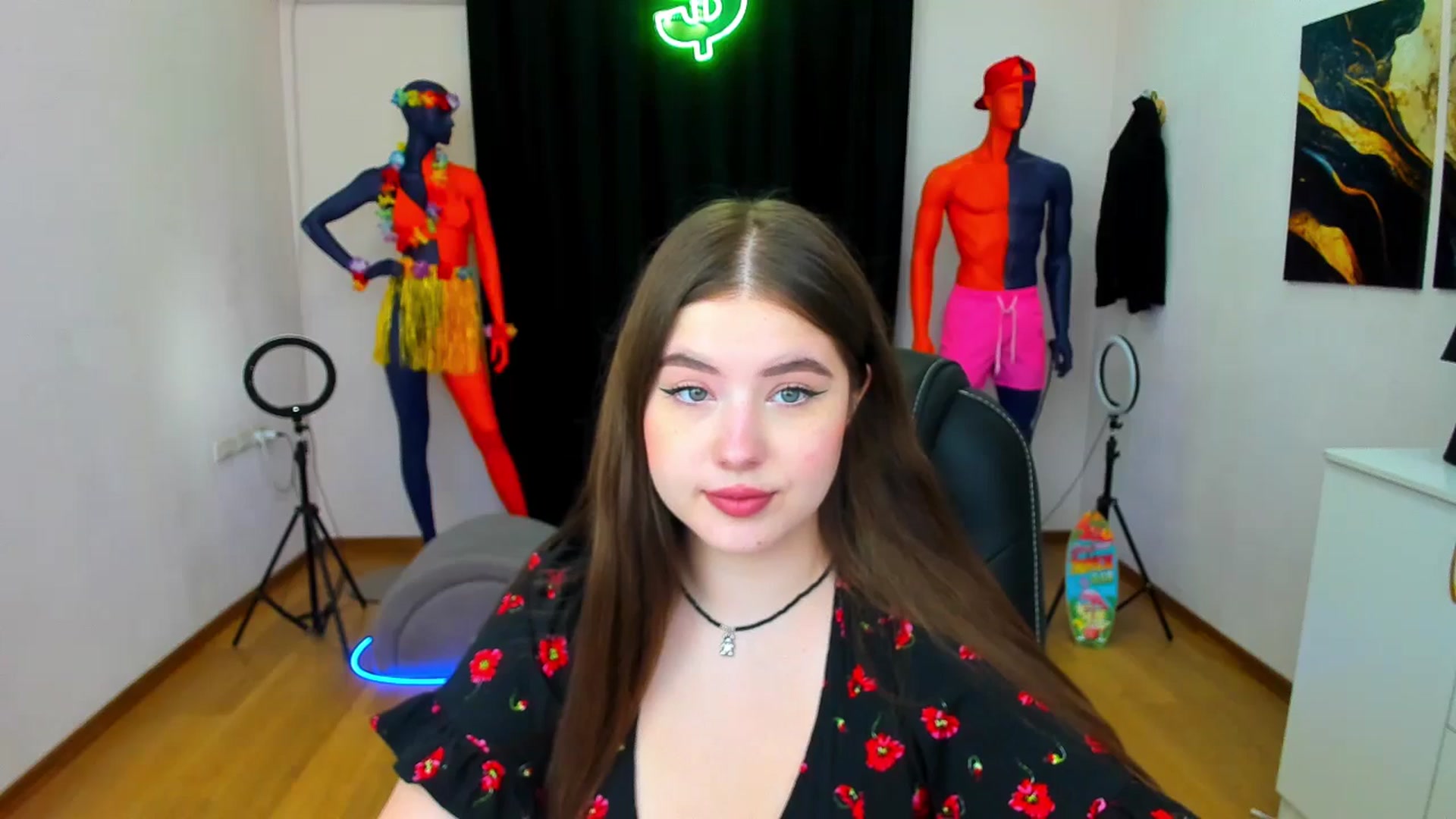 Gallery image thumbnail from AdmireMyEyes's myfreecams stream on, 08/18/2024, 18:58 image 16 of 20