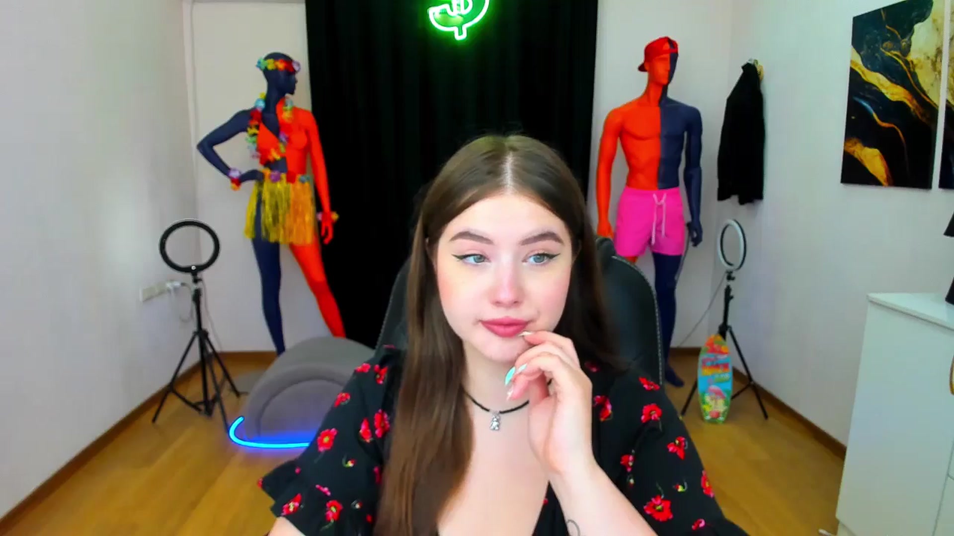 Gallery image thumbnail from AdmireMyEyes's myfreecams stream on, 08/18/2024, 18:58 image 7 of 20