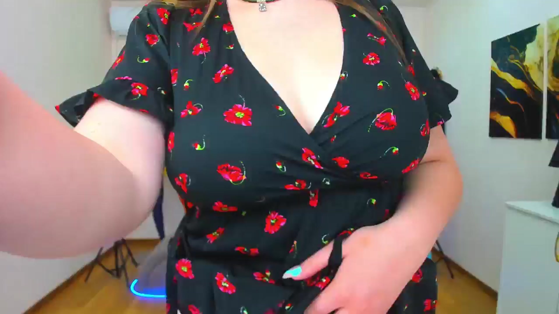 Gallery image thumbnail from AdmireMyEyes's myfreecams stream on, 08/18/2024, 23:49 image 5 of 20