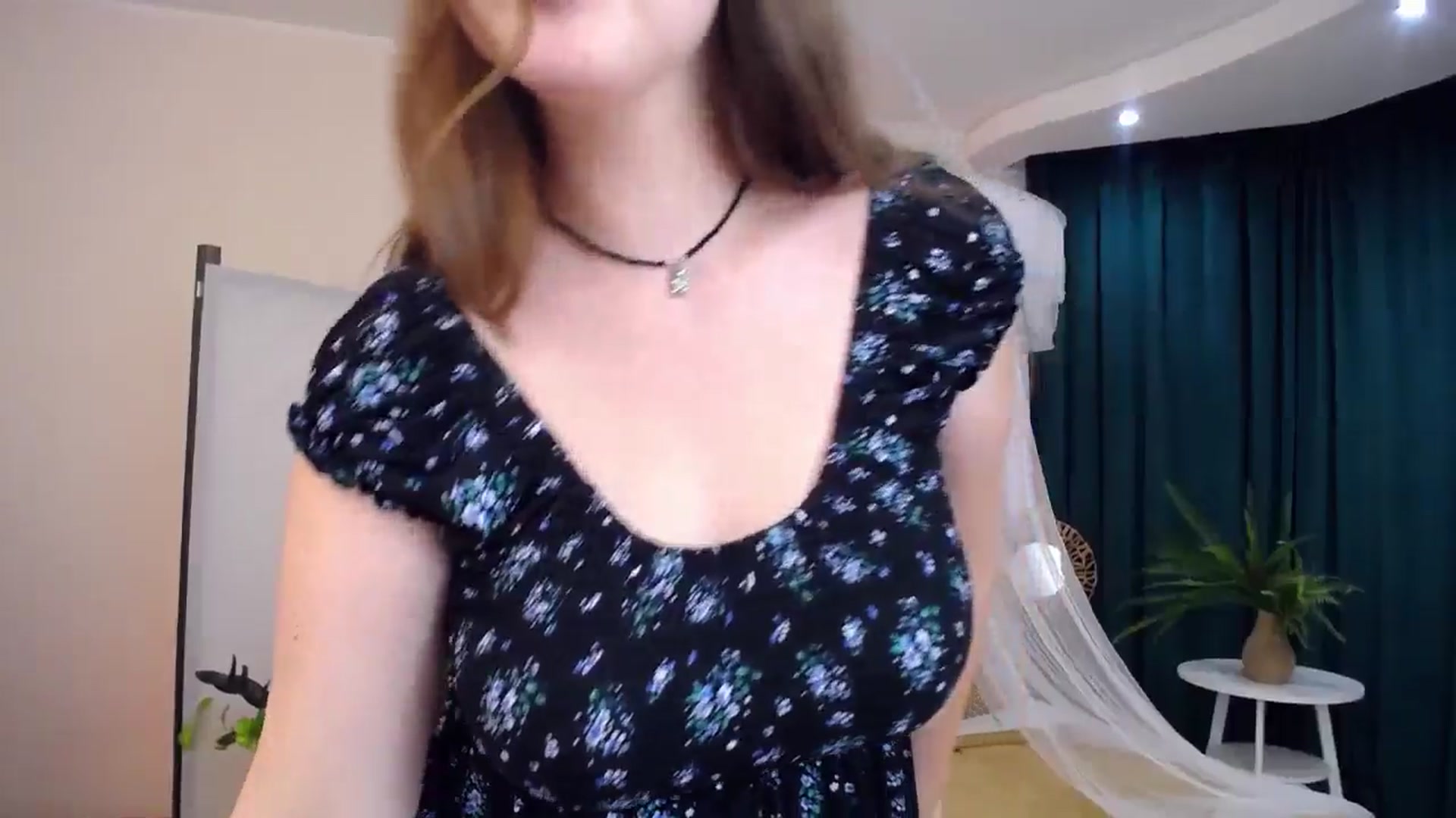 Gallery image thumbnail from AdmireMyEyes's myfreecams stream on, 08/20/2024, 06:43 image 10 of 20