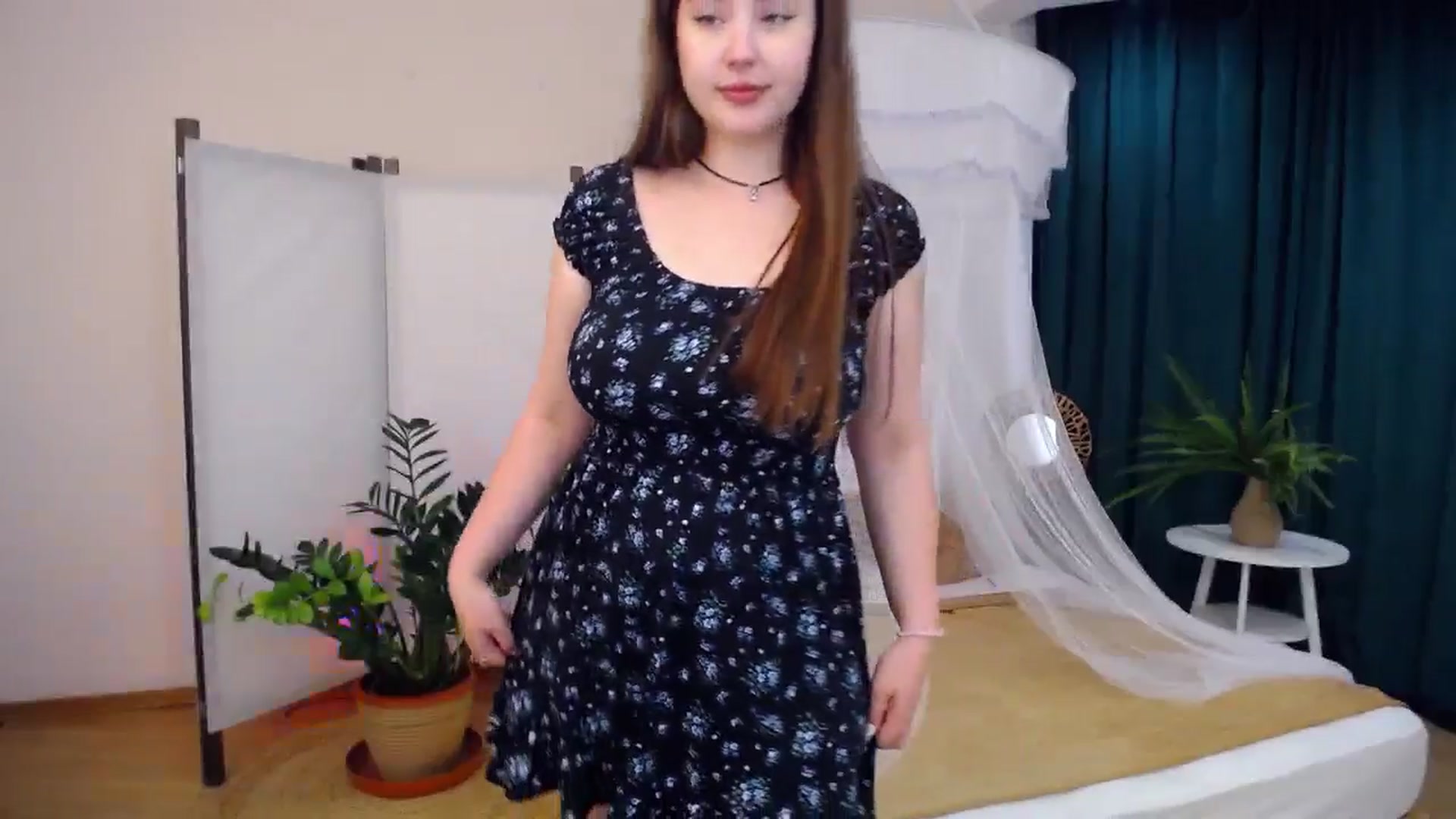 Gallery image thumbnail from AdmireMyEyes's myfreecams stream on, 08/20/2024, 06:43 image 13 of 20